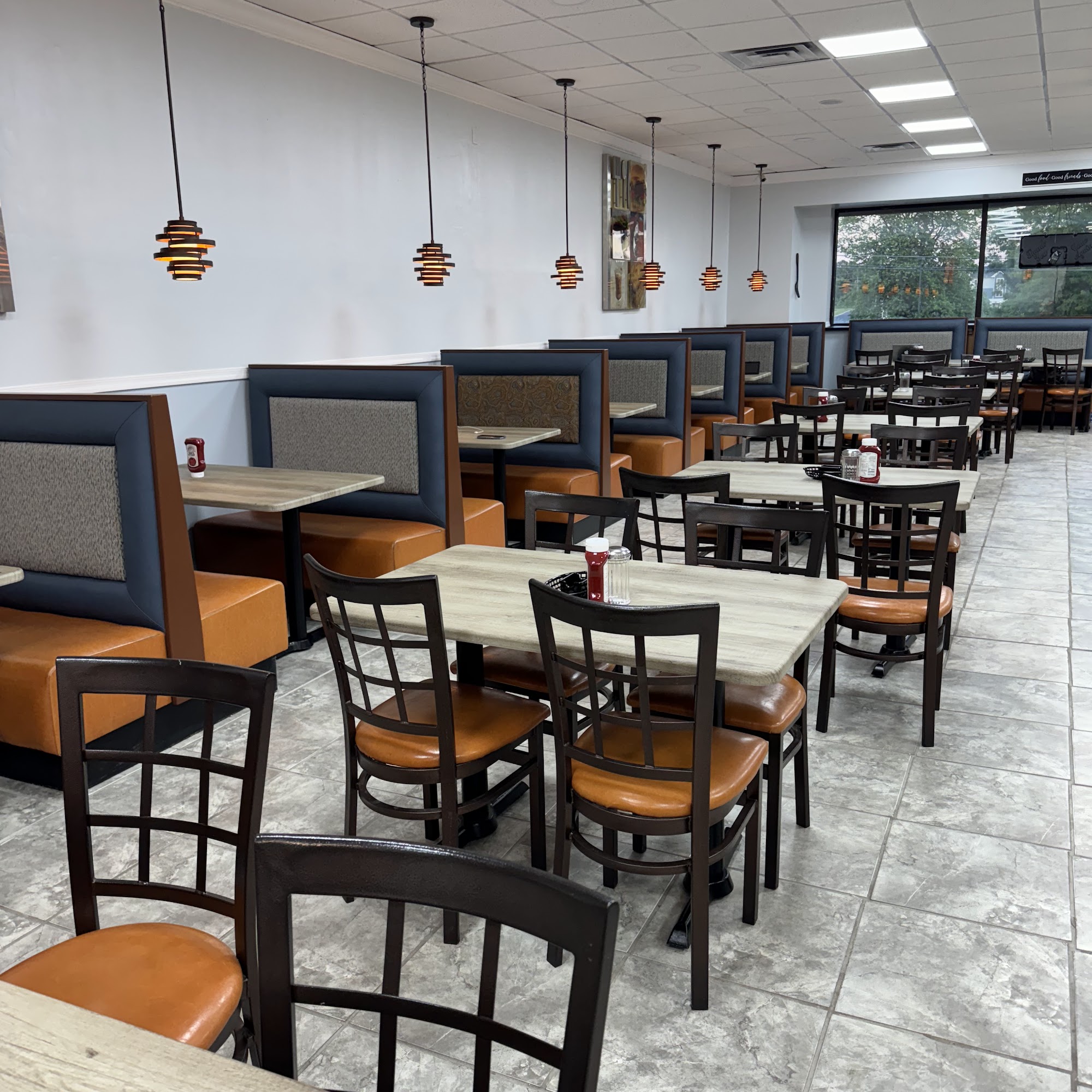 Trindle Family Restaurant 5001 E Trindle Rd, Mechanicsburg, PA 17050
