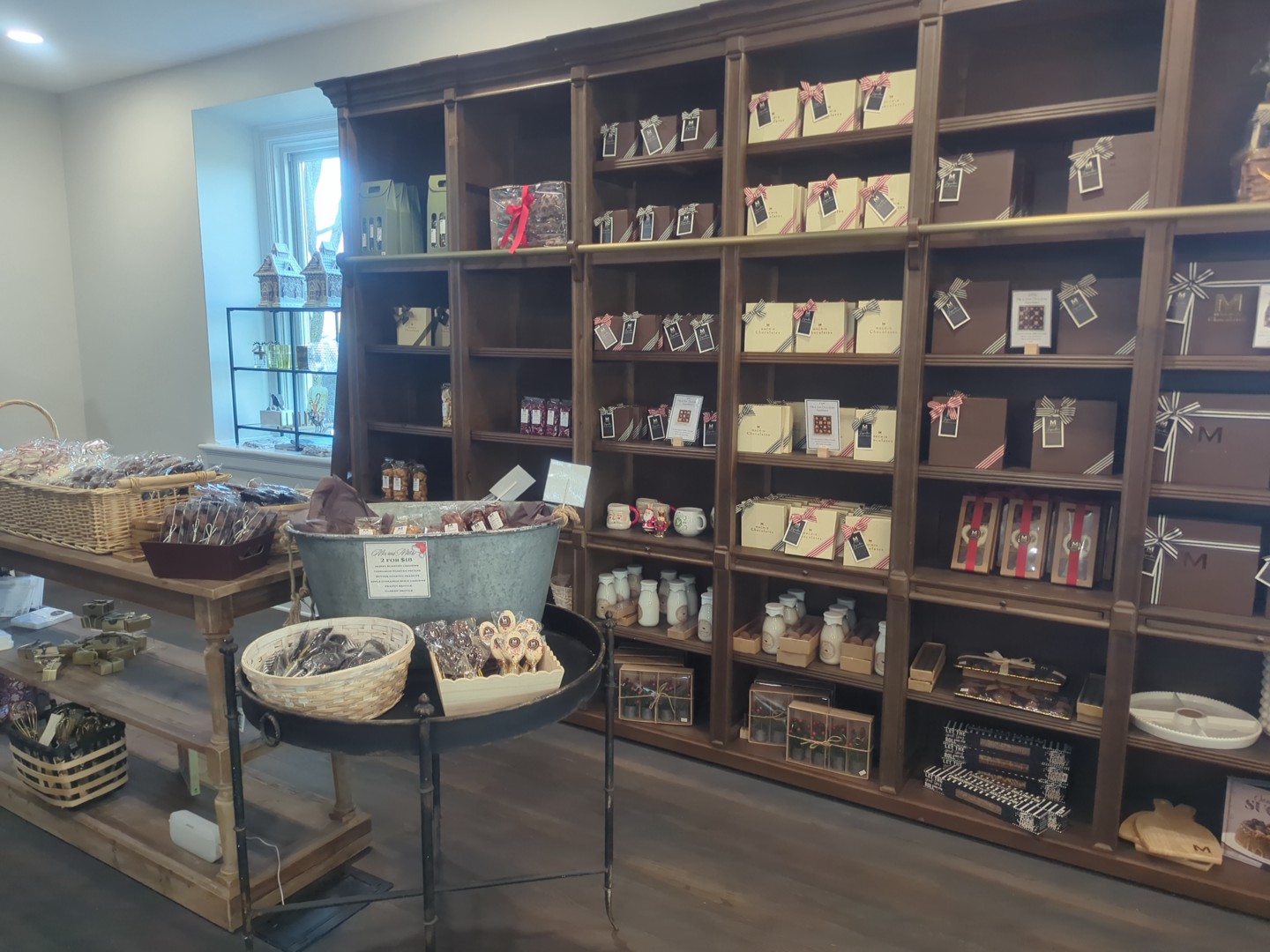 Macris Chocolates Menu