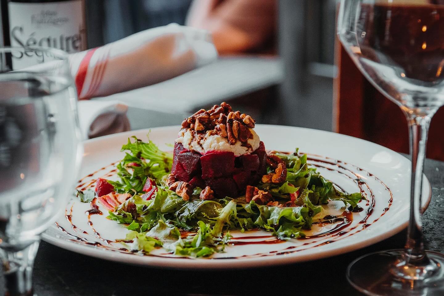 La Belle Epoque Wine Bistro Media