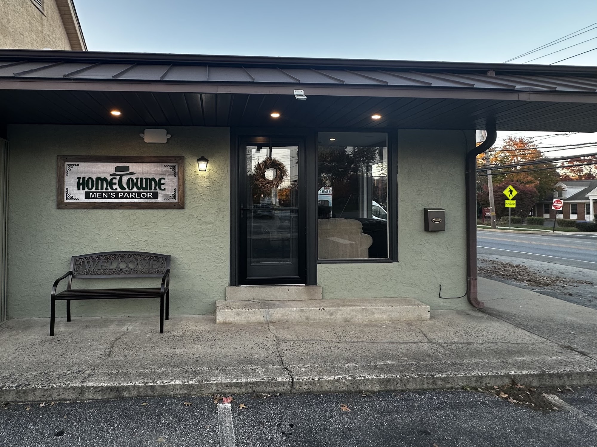 Hometowne Men’s Parlor 934 N Providence Rd, Media Pennsylvania 19063