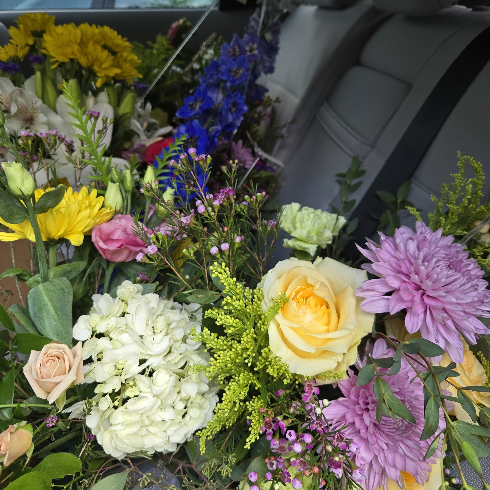 Blooms Brothers Flowers