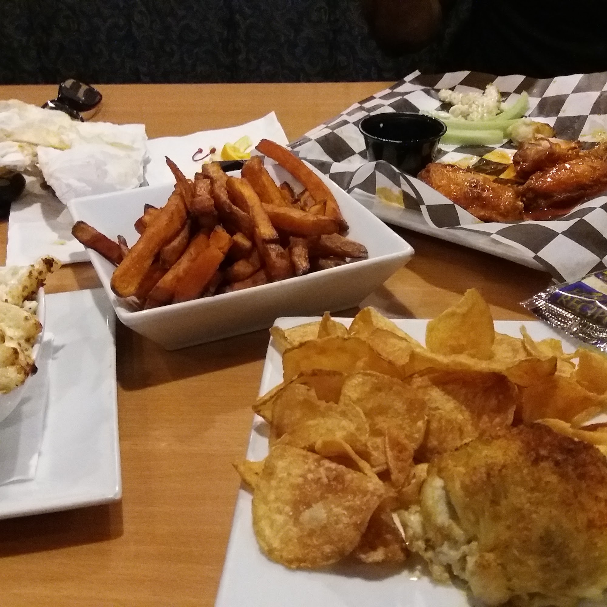 Seven Sports Bar & Grille New Freedom