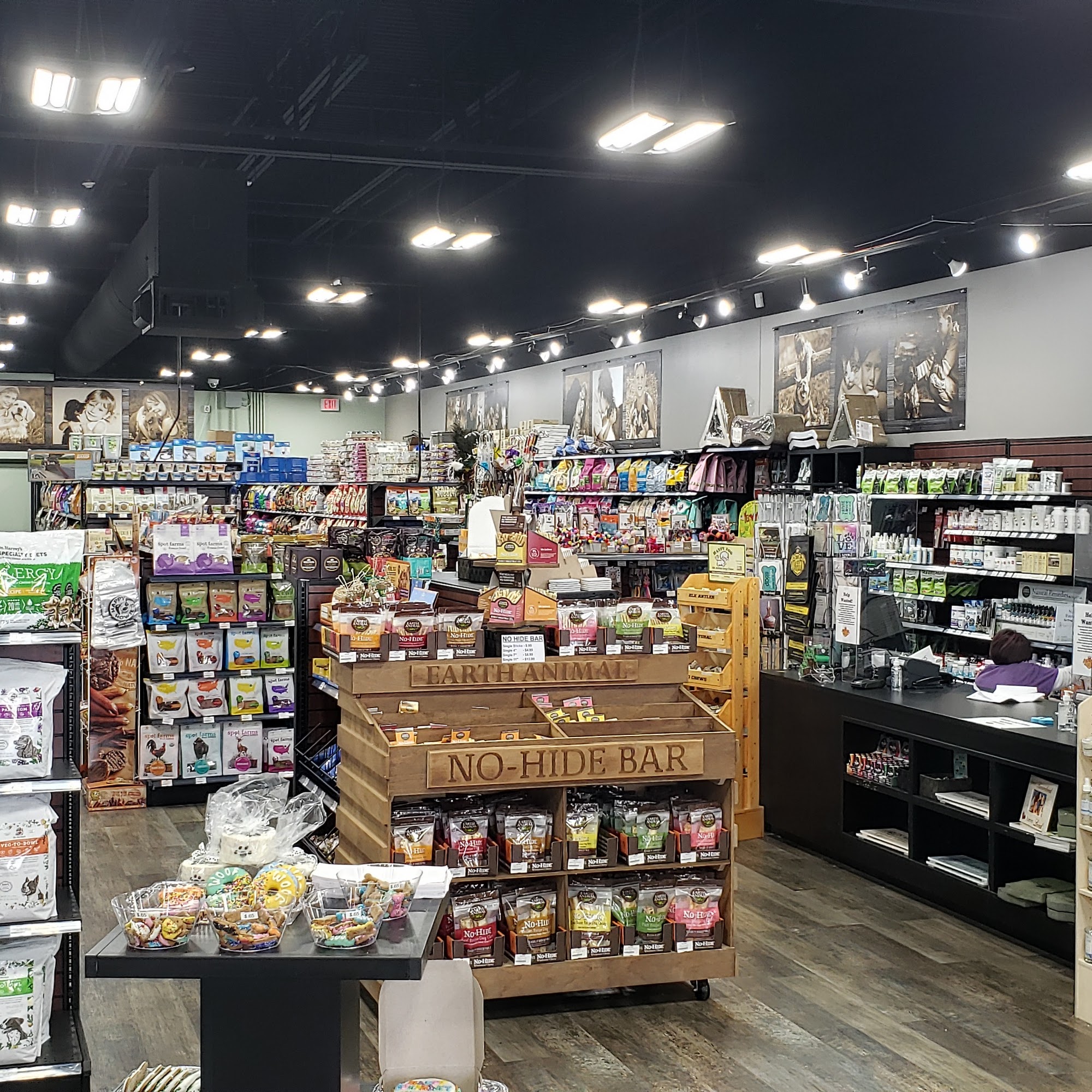 Dogs & Cats Rule New Hope