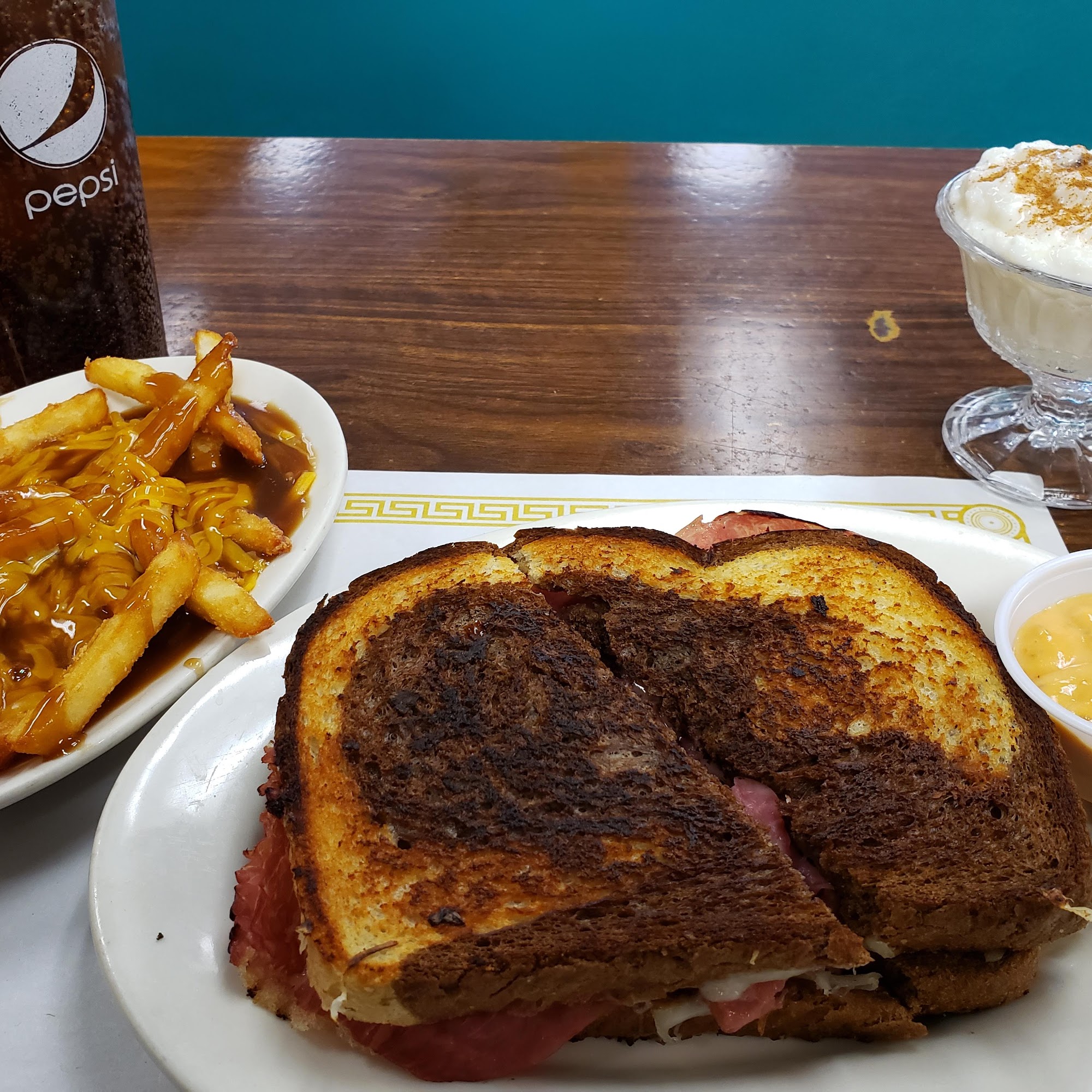 Eazer's Restaurant & Deli New Kensington