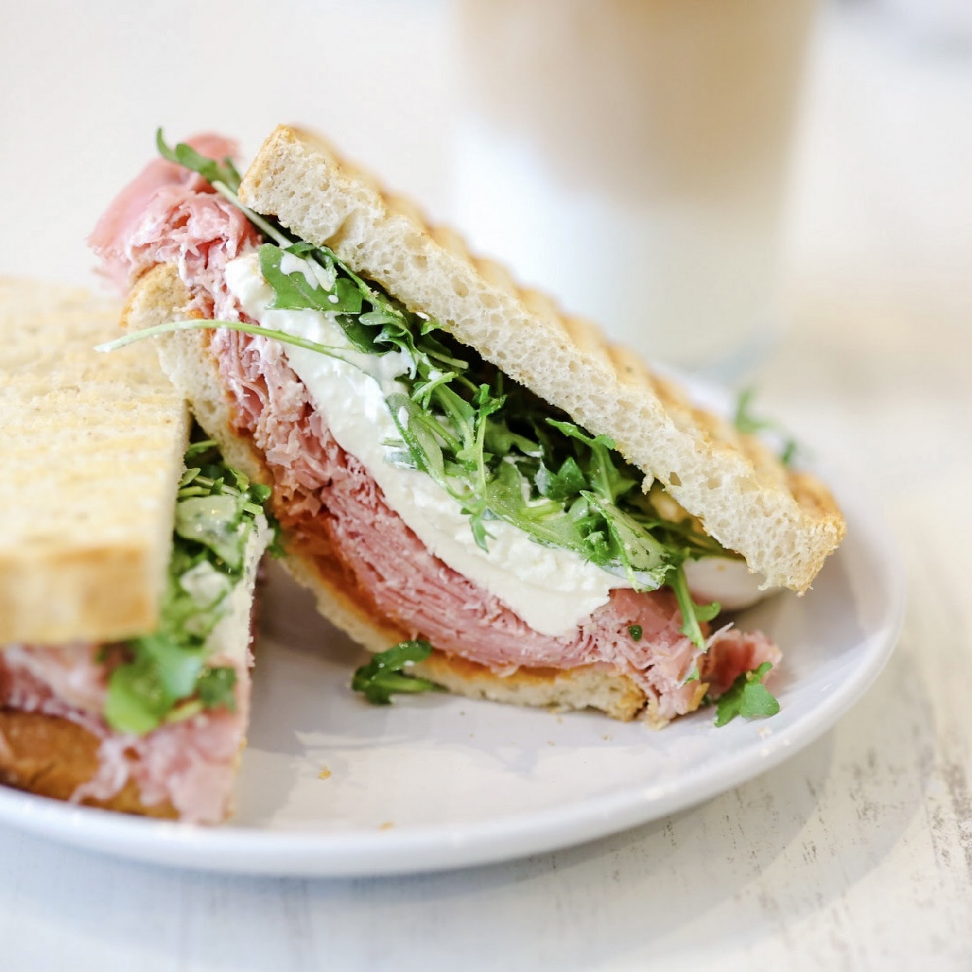 Café Tolia Philadelphia