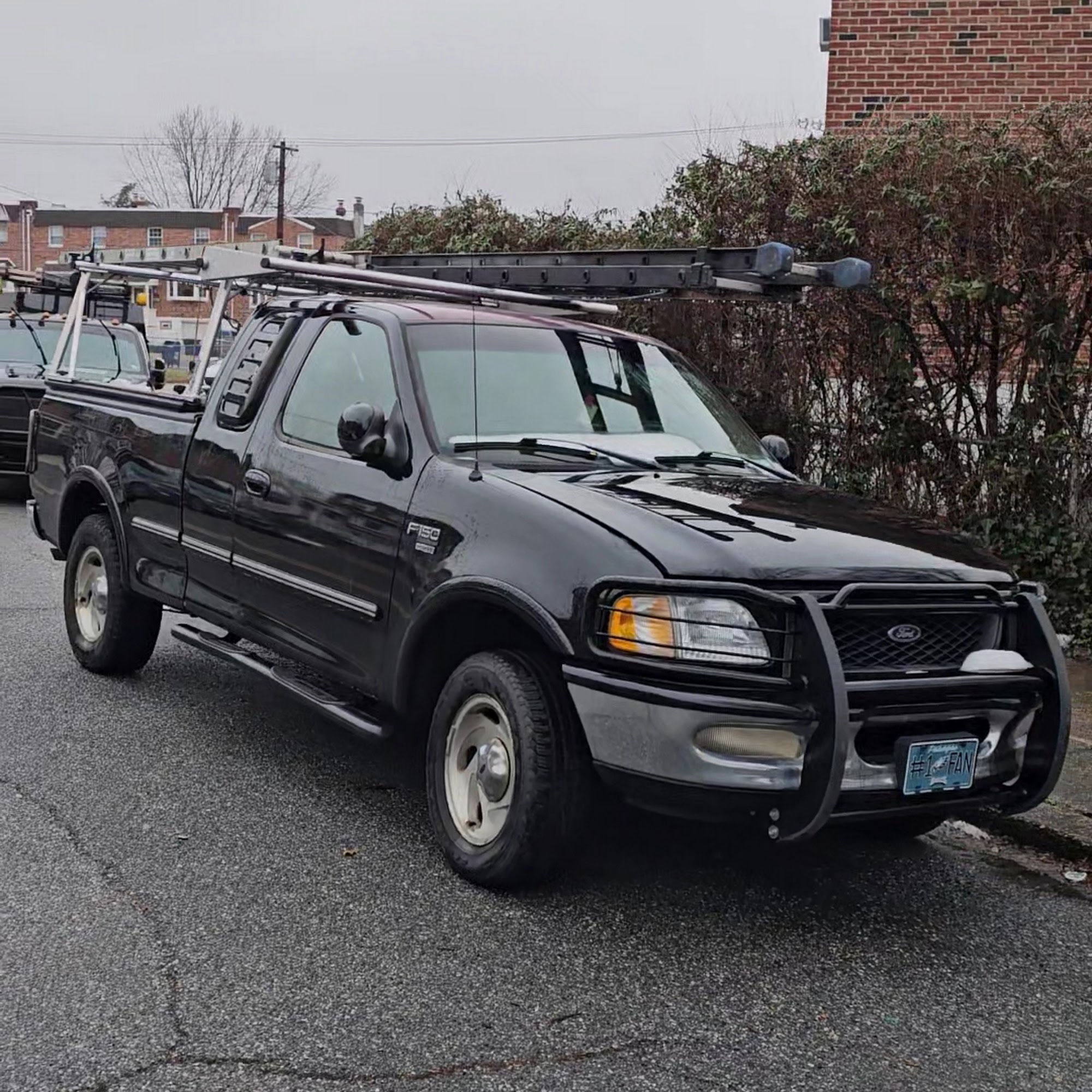 A & B Contracting & Roofing LLC