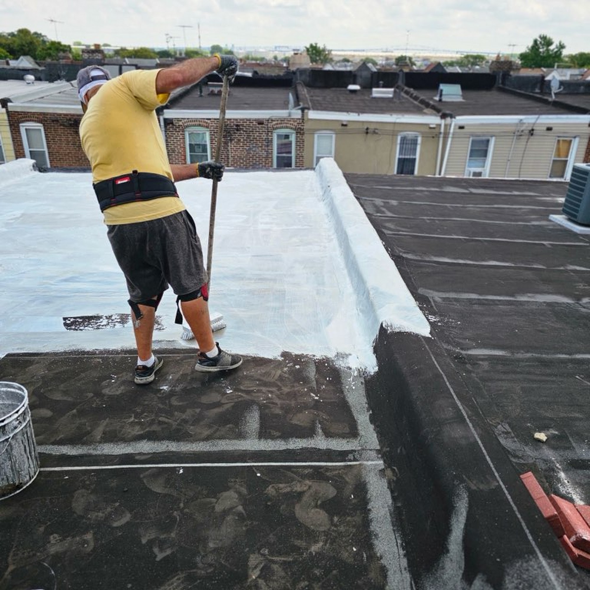 A & B Contracting & Roofing LLC