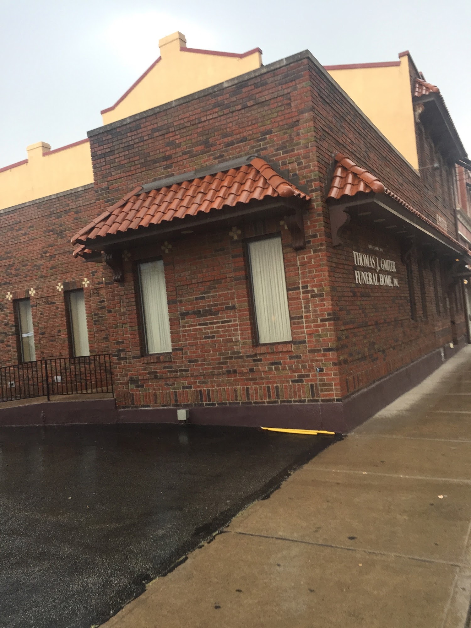 Thomas J. Gmiter Funeral Home Pittsburgh