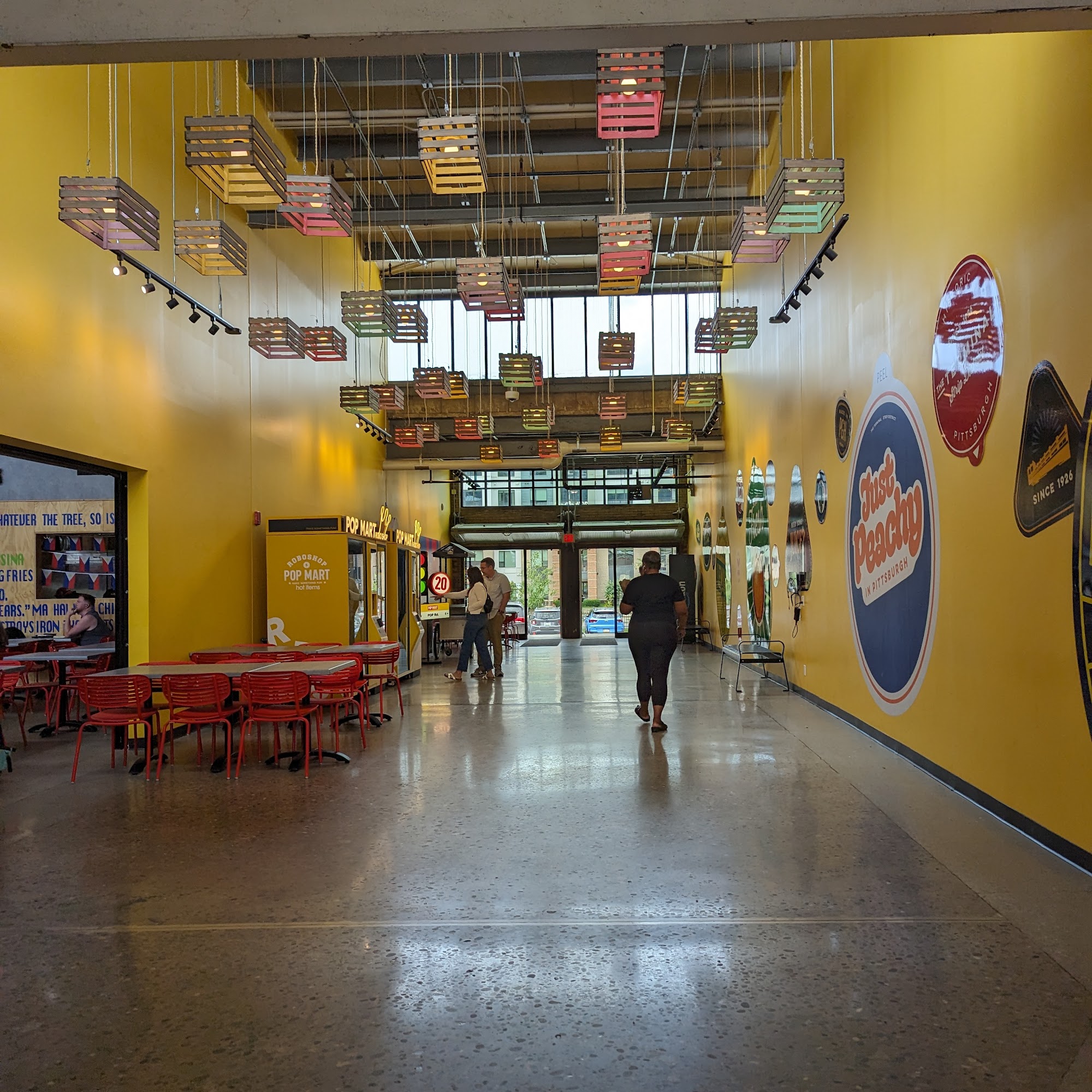 Amazon Locker - Cortino Pittsburgh