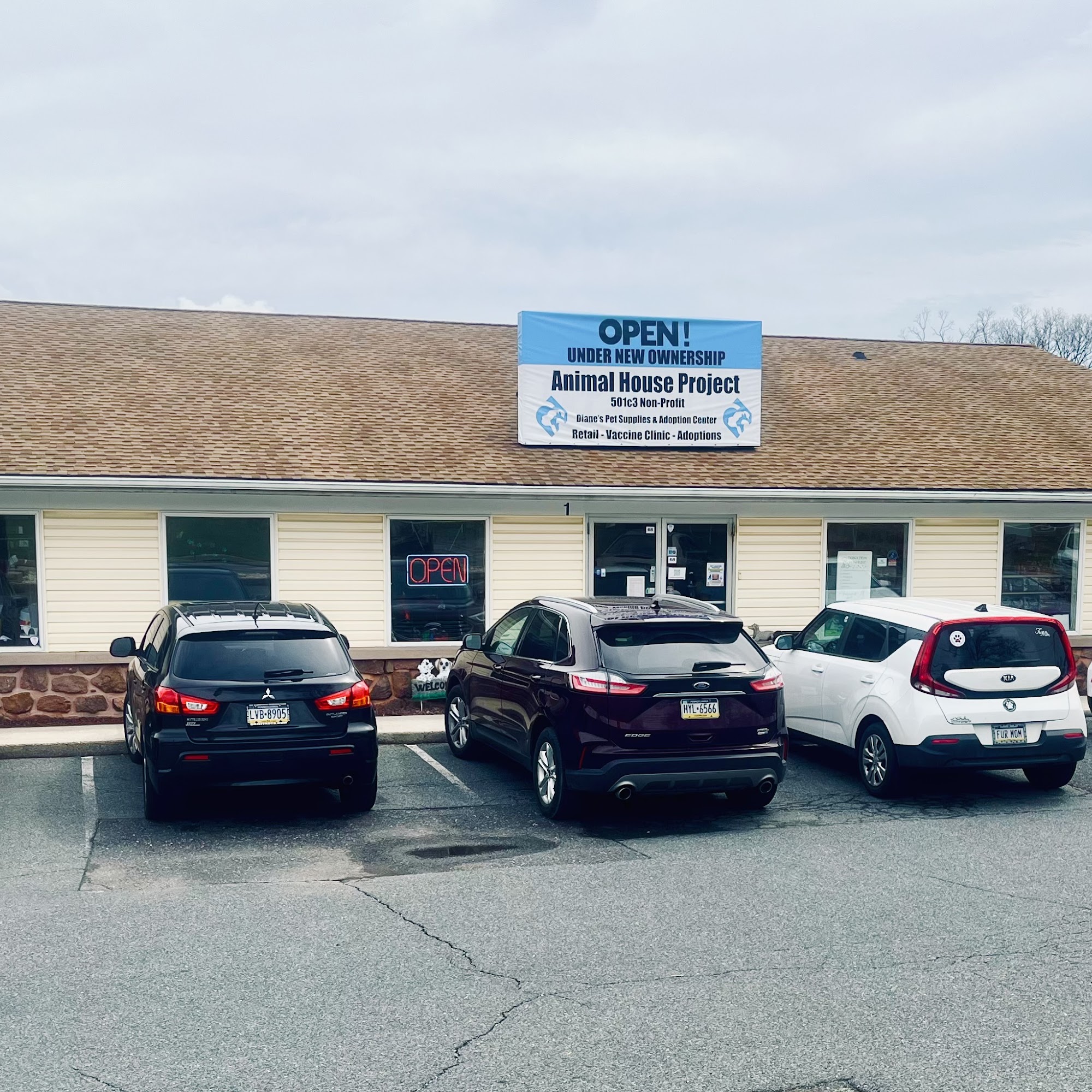 Animal House Retail for Rescue Pottstown