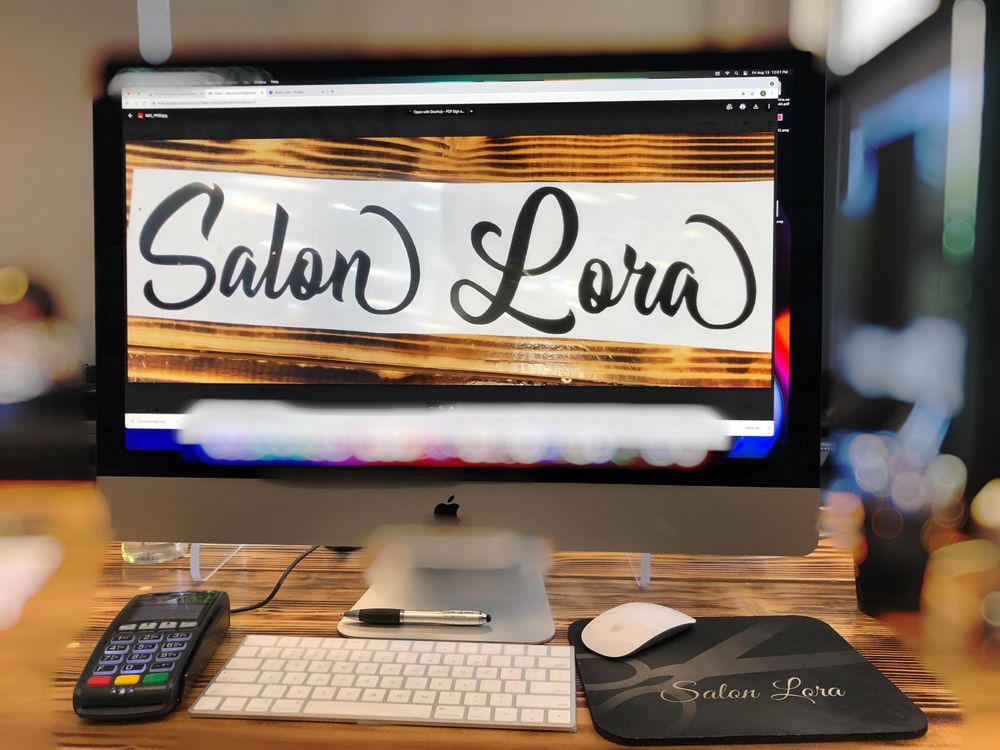 Salon Lora