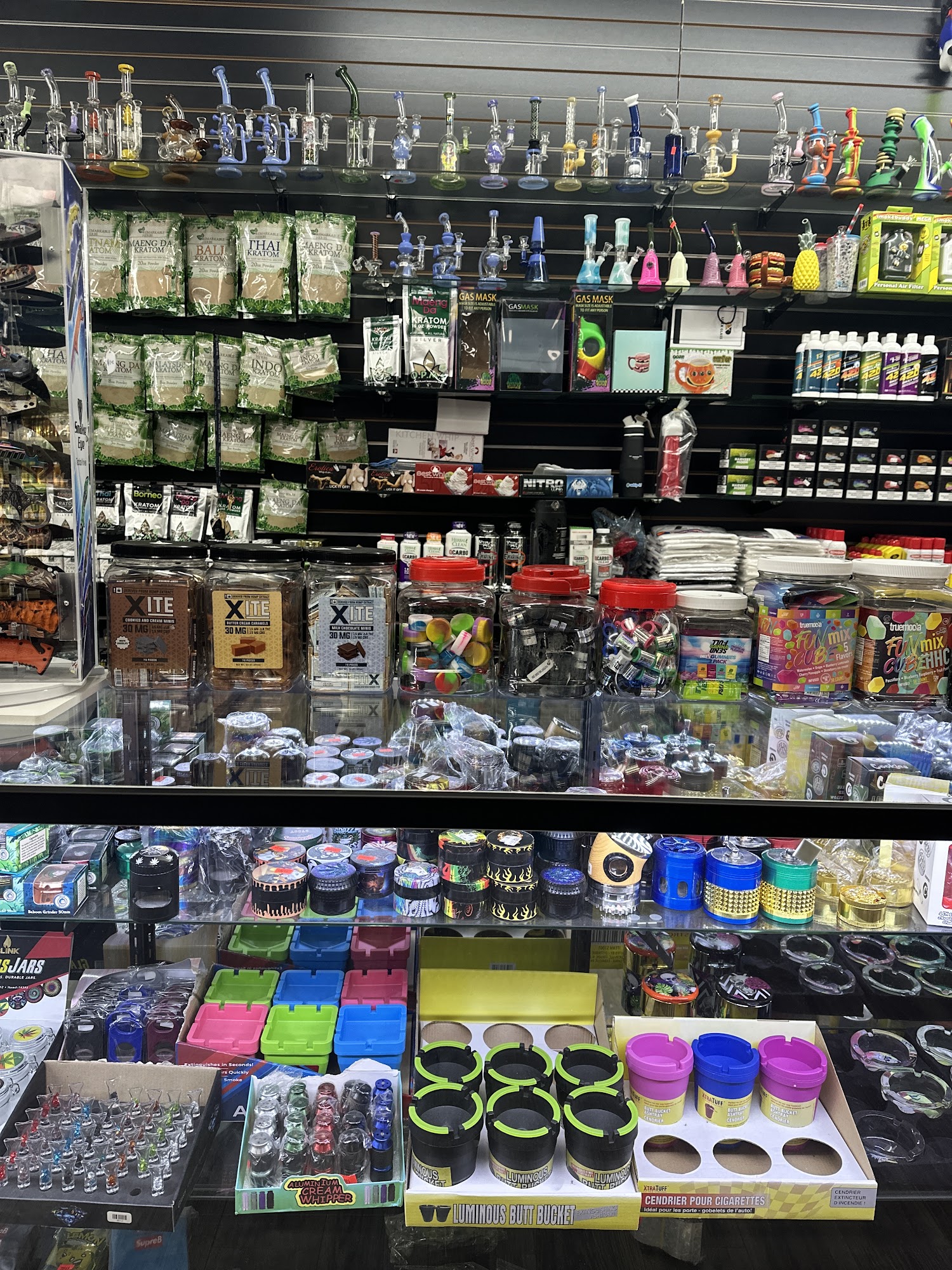 Eagle smoke shop Slatington