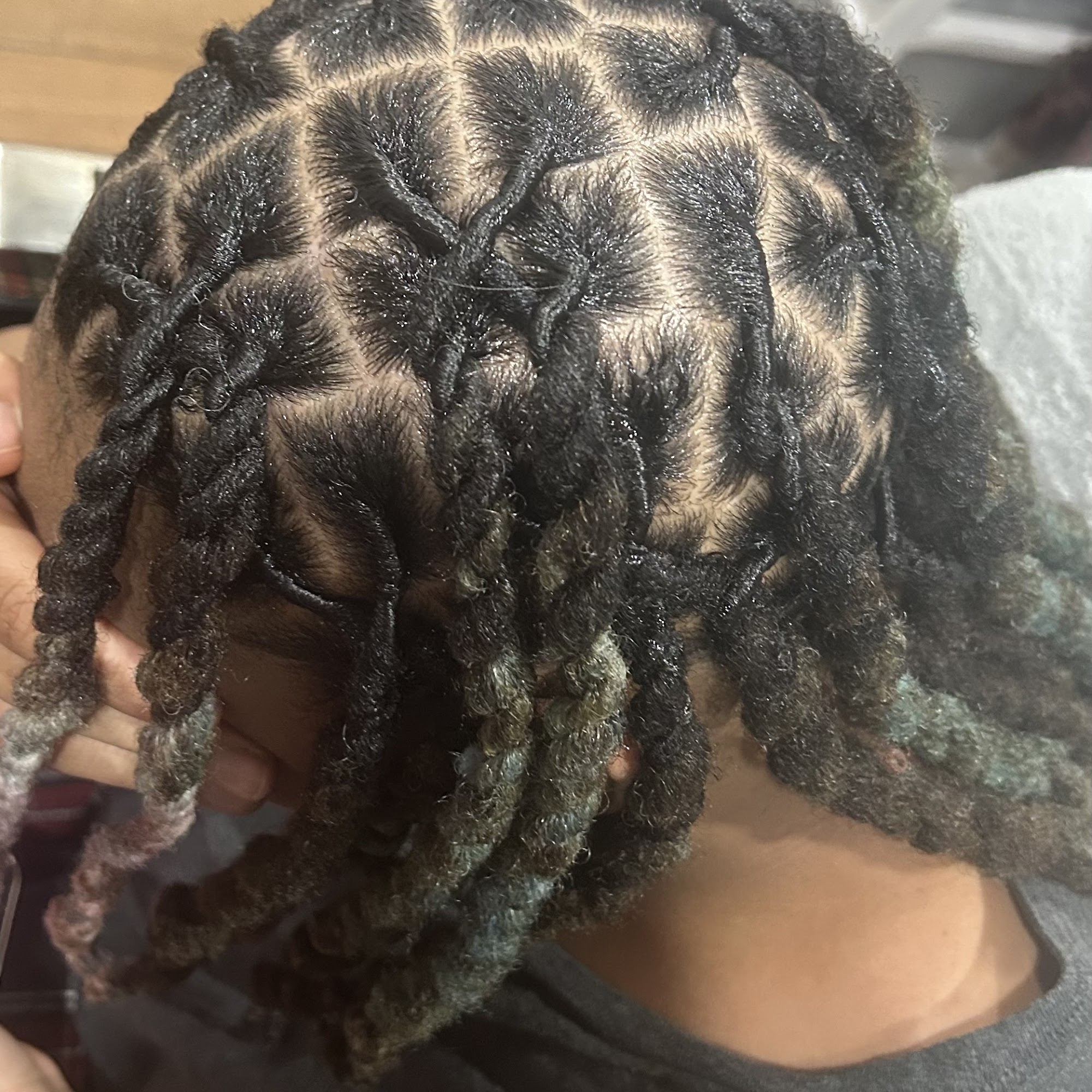 Angie`s Locs of Love 6774 Market St, Upper Darby Pennsylvania 19082