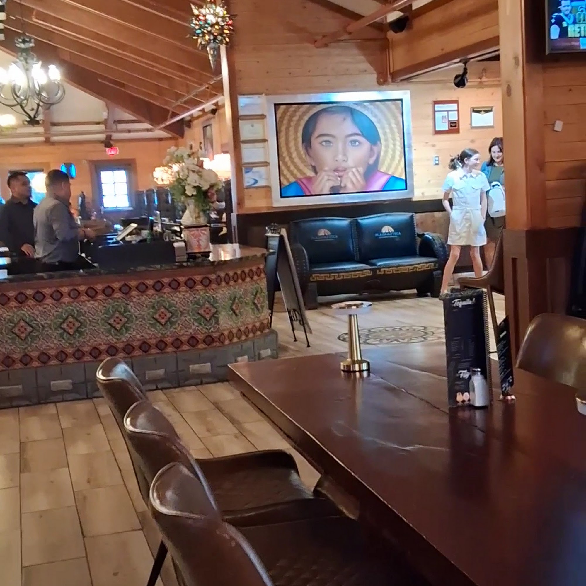 Plaza Azteca Méxican Restaurant · Washington Washington
