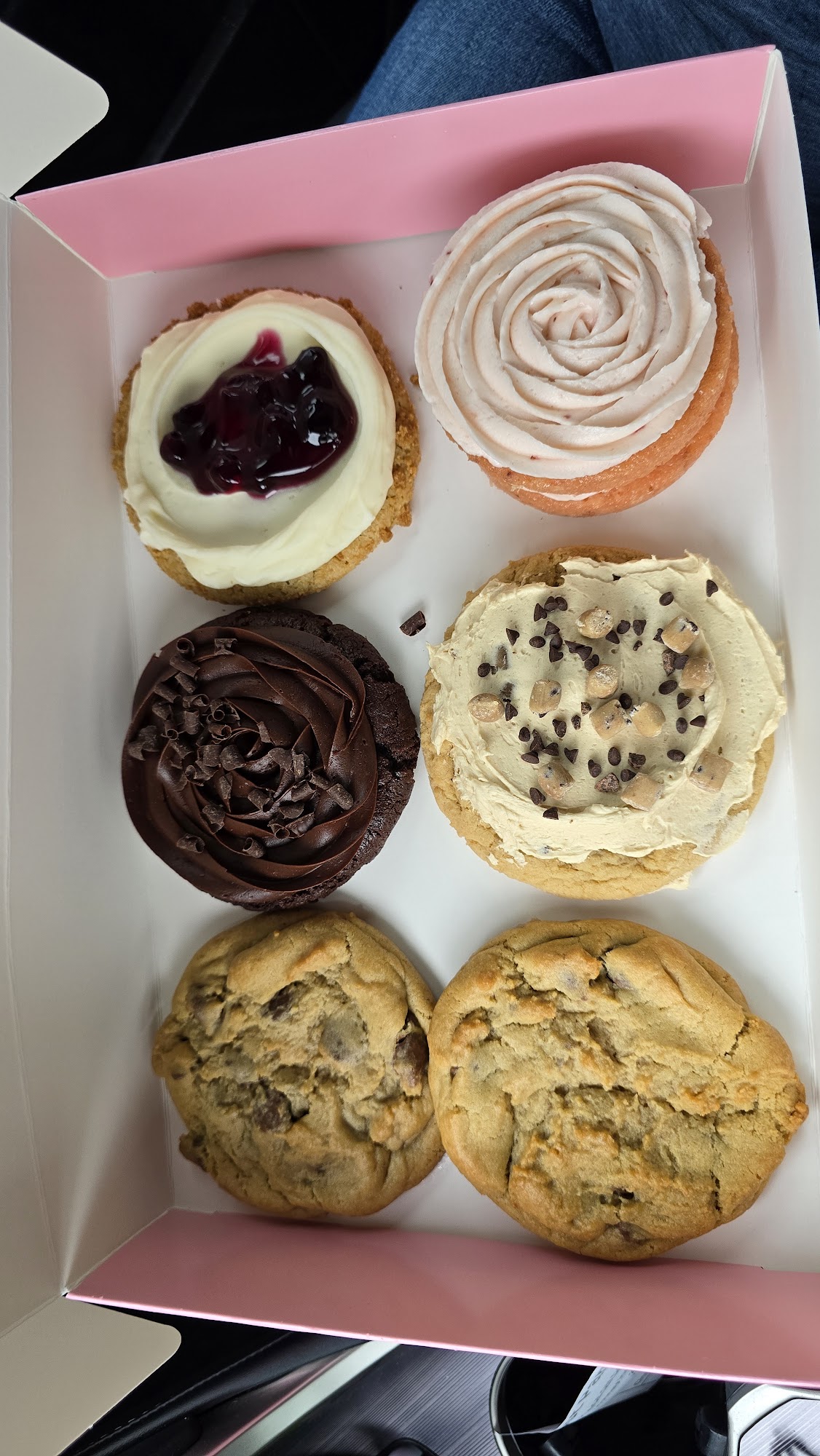 Crumbl - Washington Menu