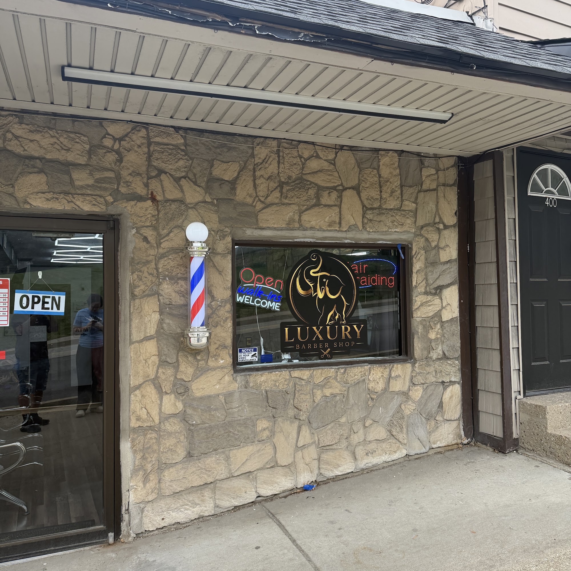 Luxury Barbershop 398 W Chestnut St, Washington Pennsylvania 15301