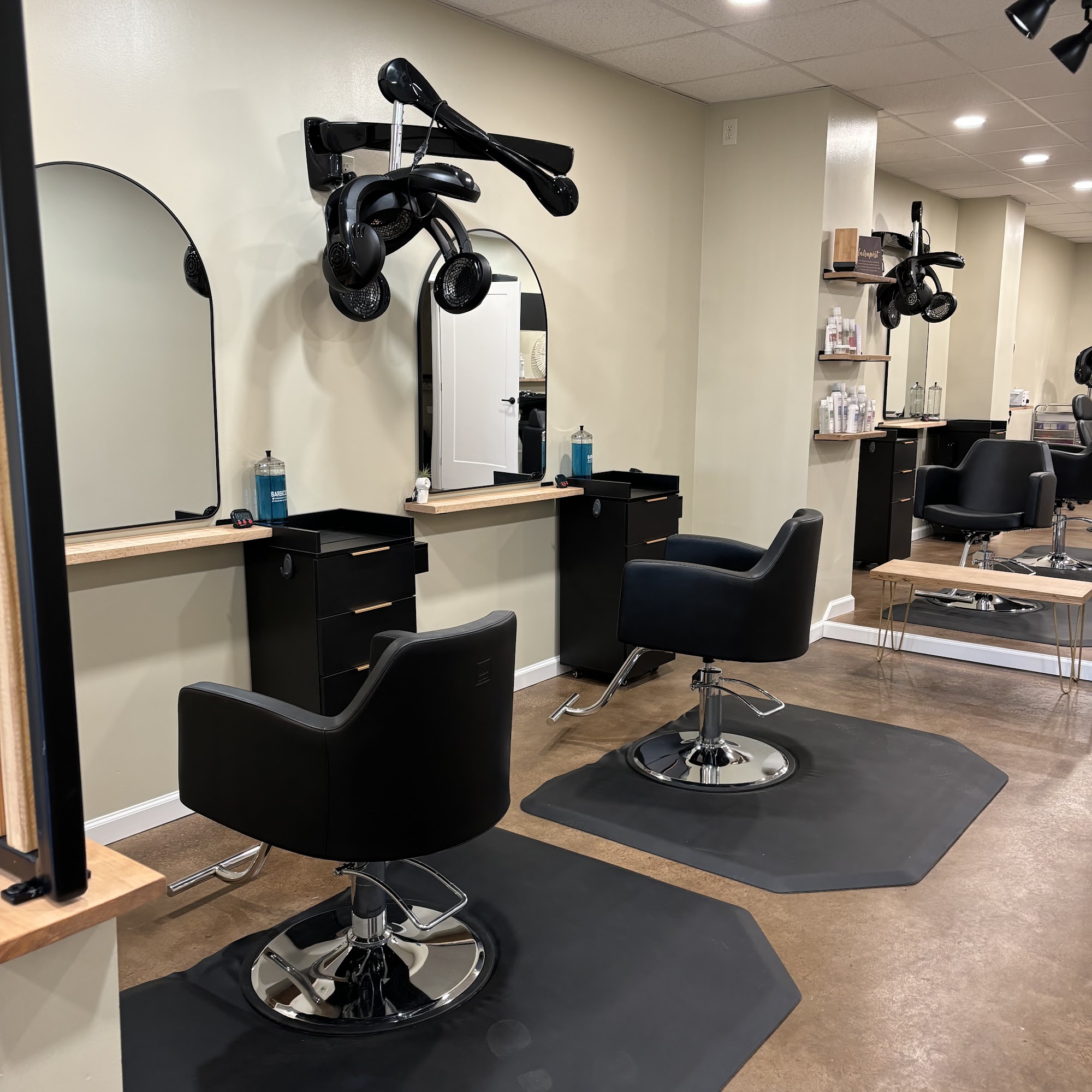 The color bar beauty lounge LLC