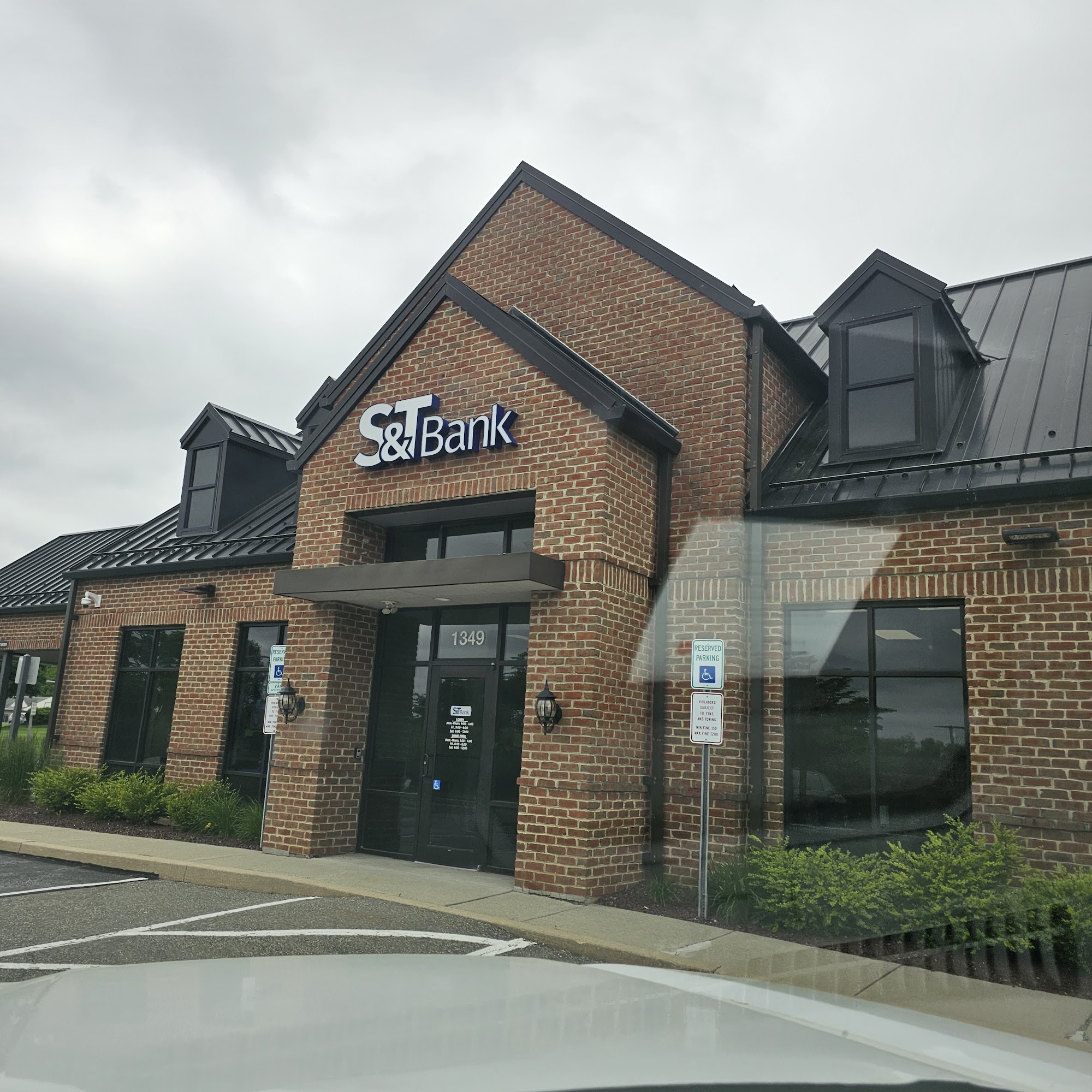 S&T Bank West Chester