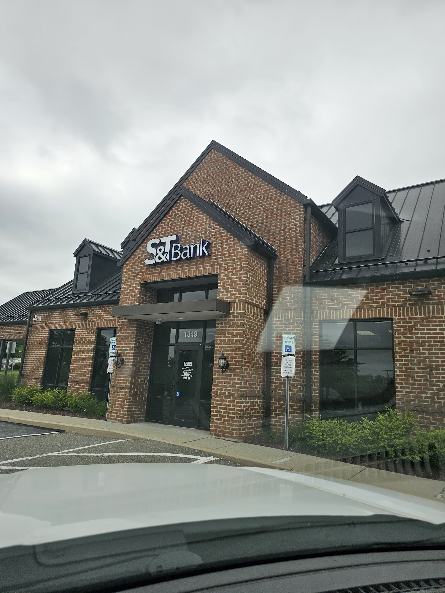 S&T Bank West Chester