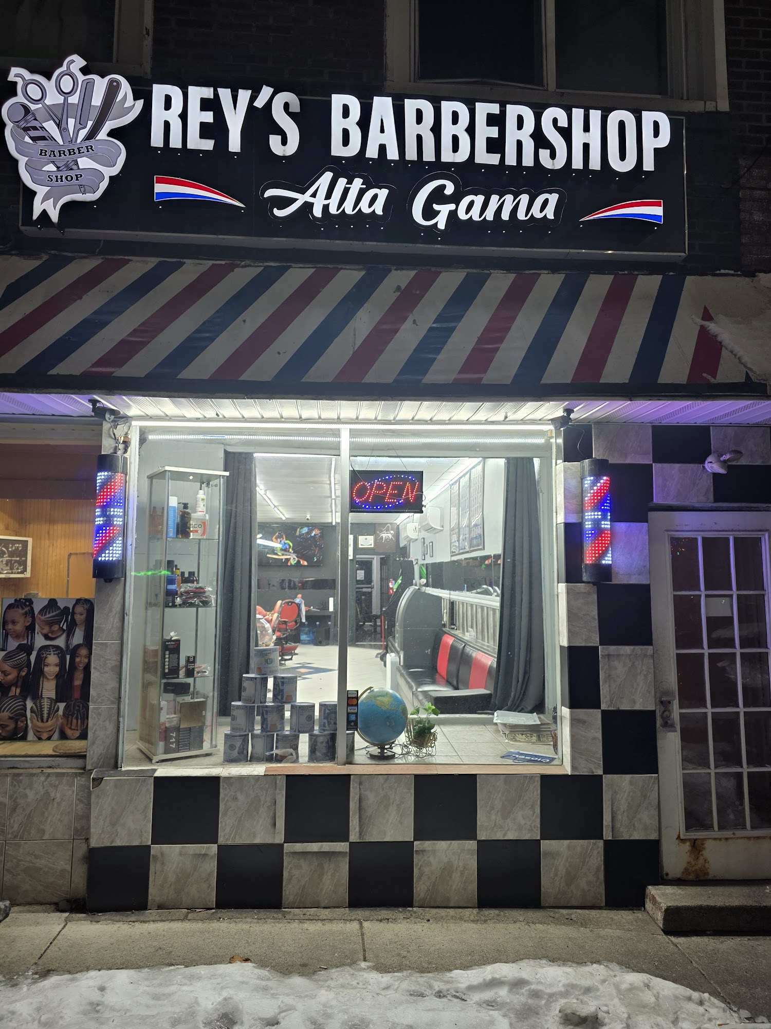 Rey Barbershop