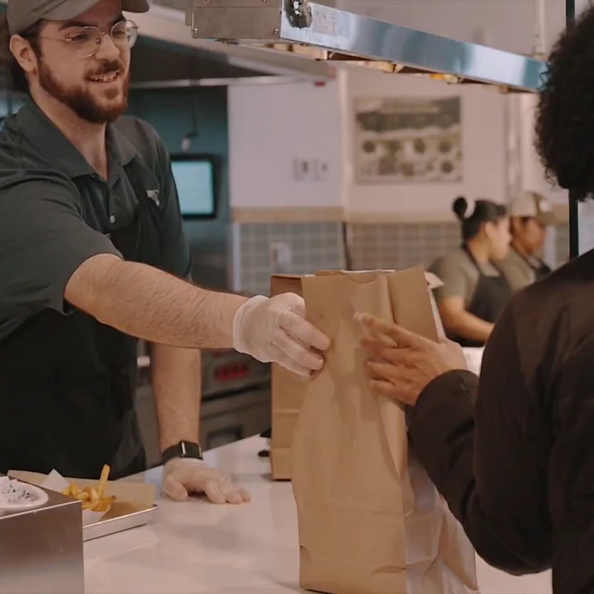 m2o Burgers & Salads Wynnewood