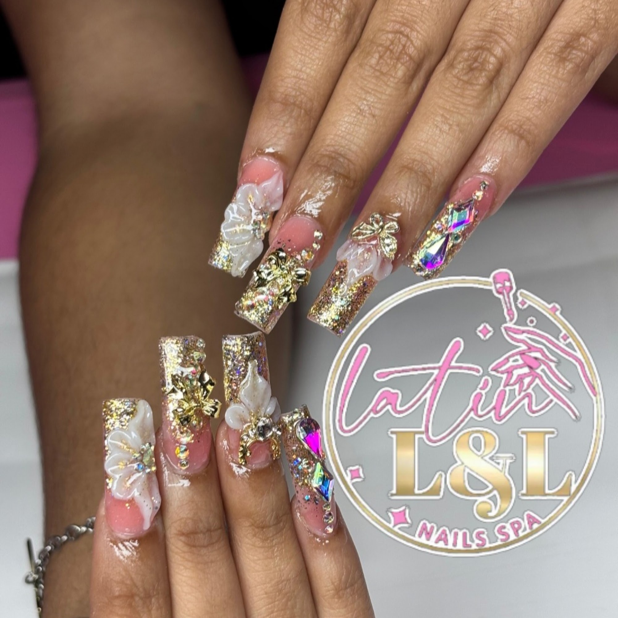 Latin L&L Nails Spa