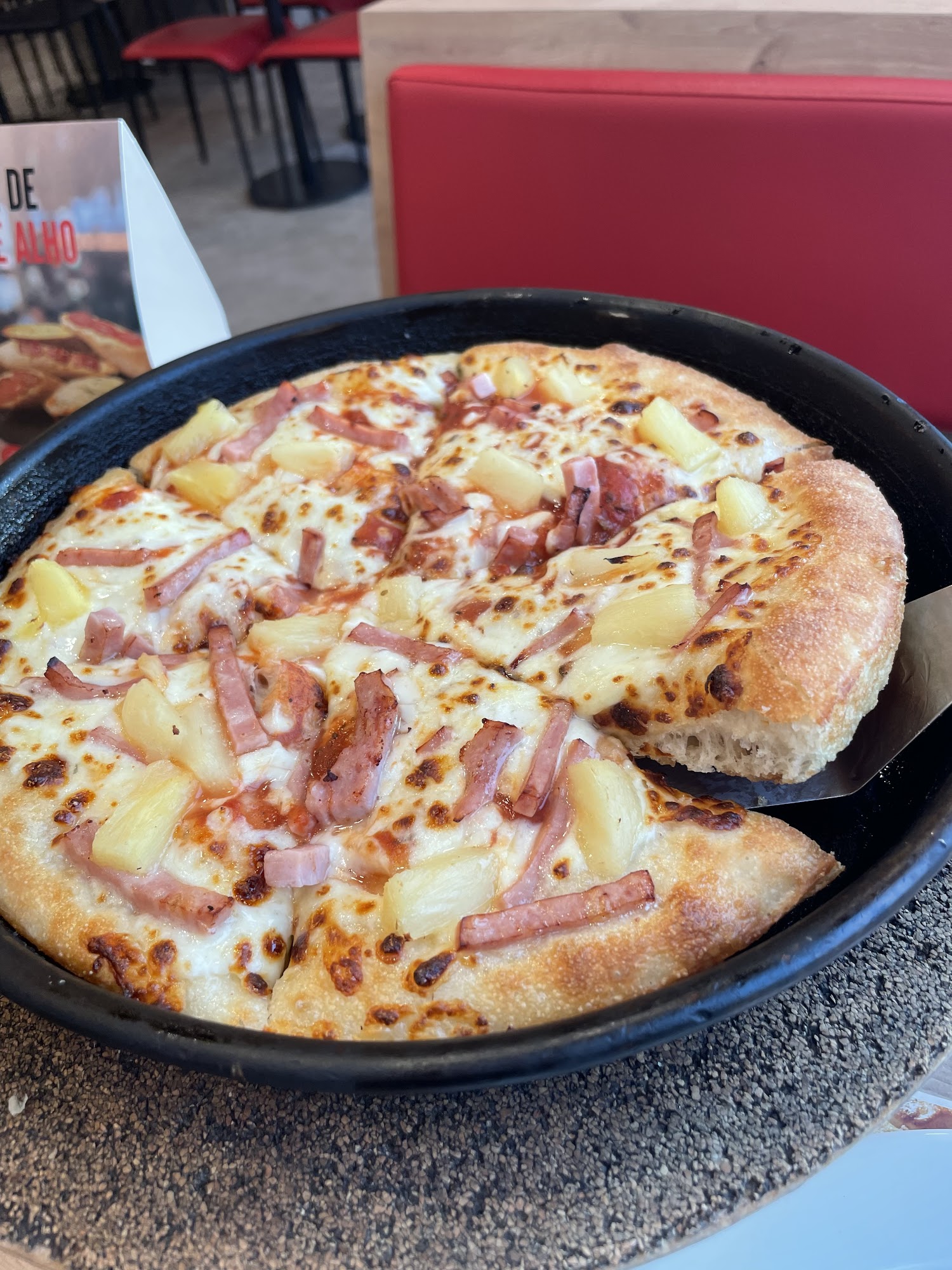 Pizza Hut (Pizza Hut Albufeira Terrace)