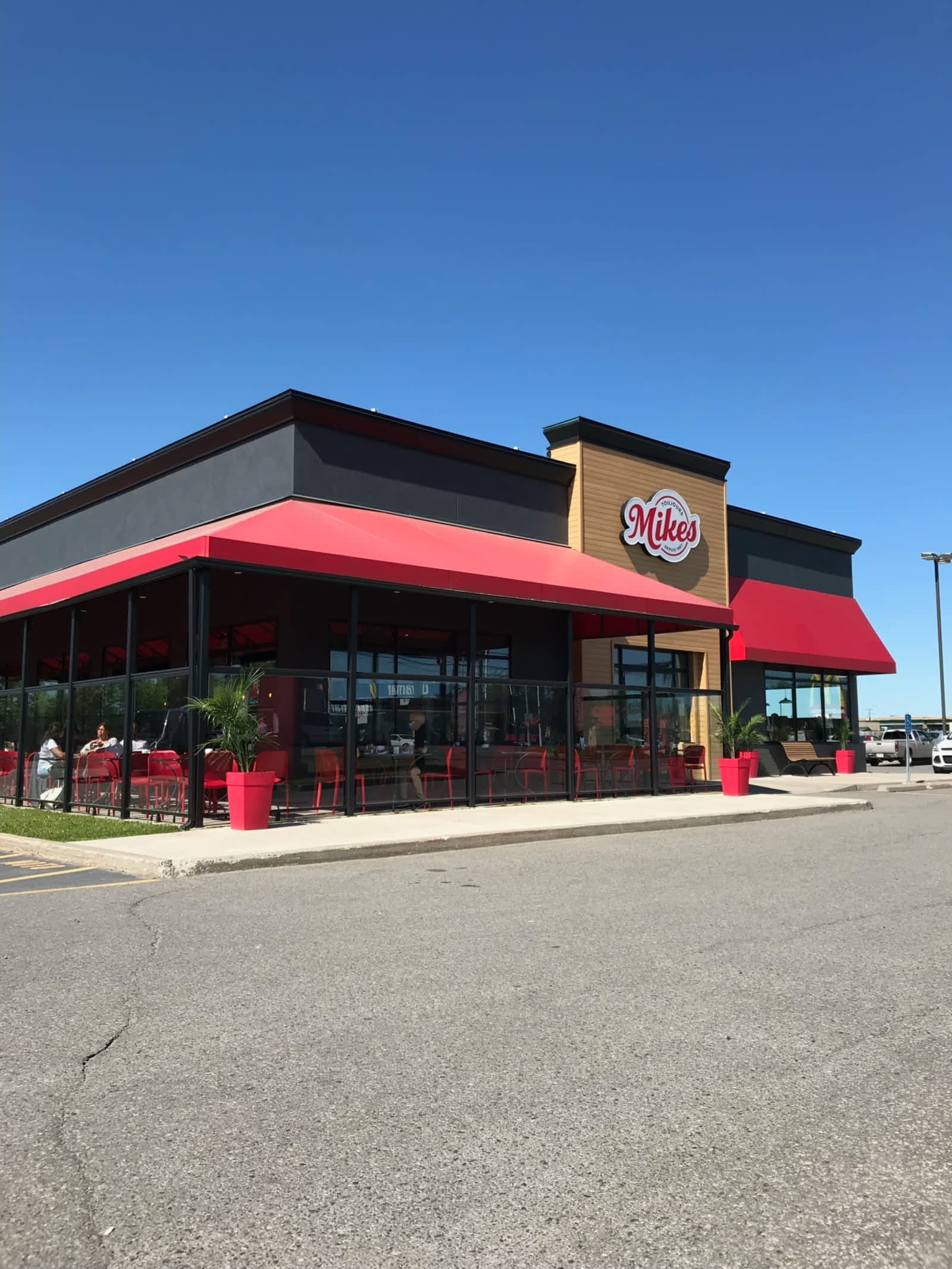 Photo credit: yellowpages.ca