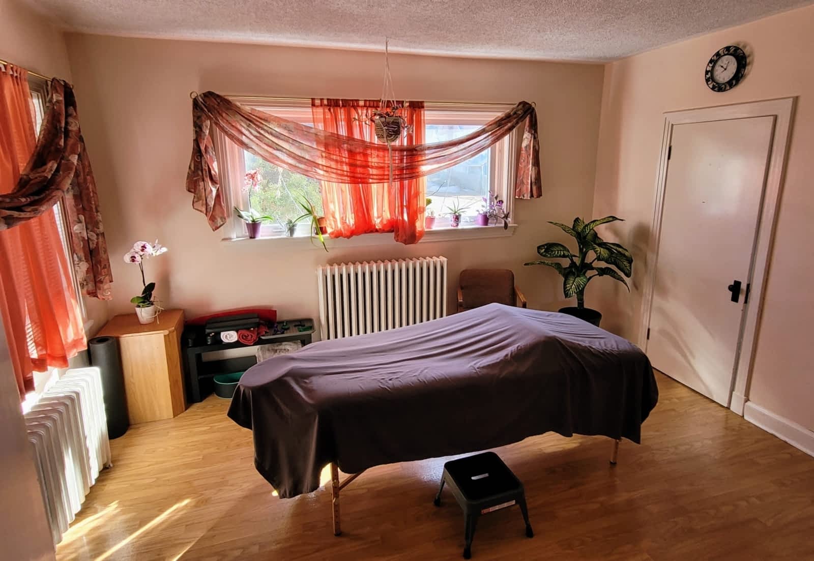 Photo credit: yellowpages.ca