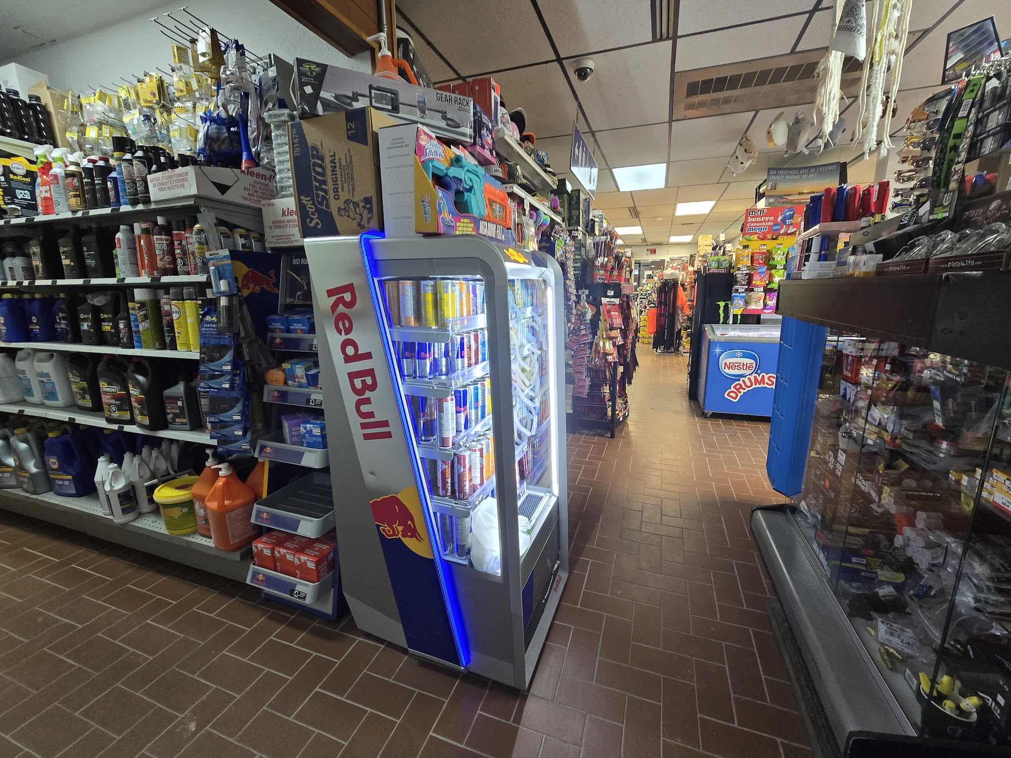 Petro-Canada Gas Station & Petro-Pass Truck Stop Chibougamau