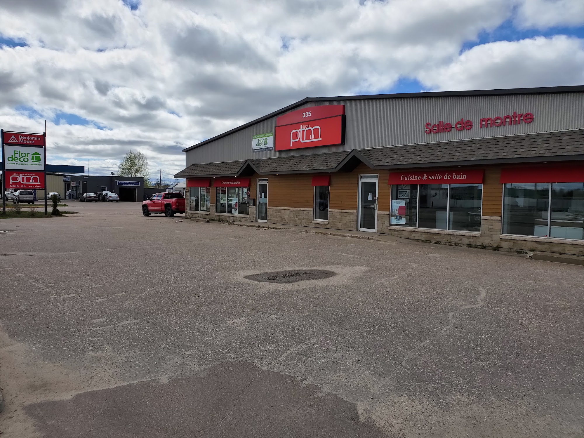 Flordeco - Déco PTM 335 8e Av, Dolbeau-Mistassini Quebec G8L 3E9