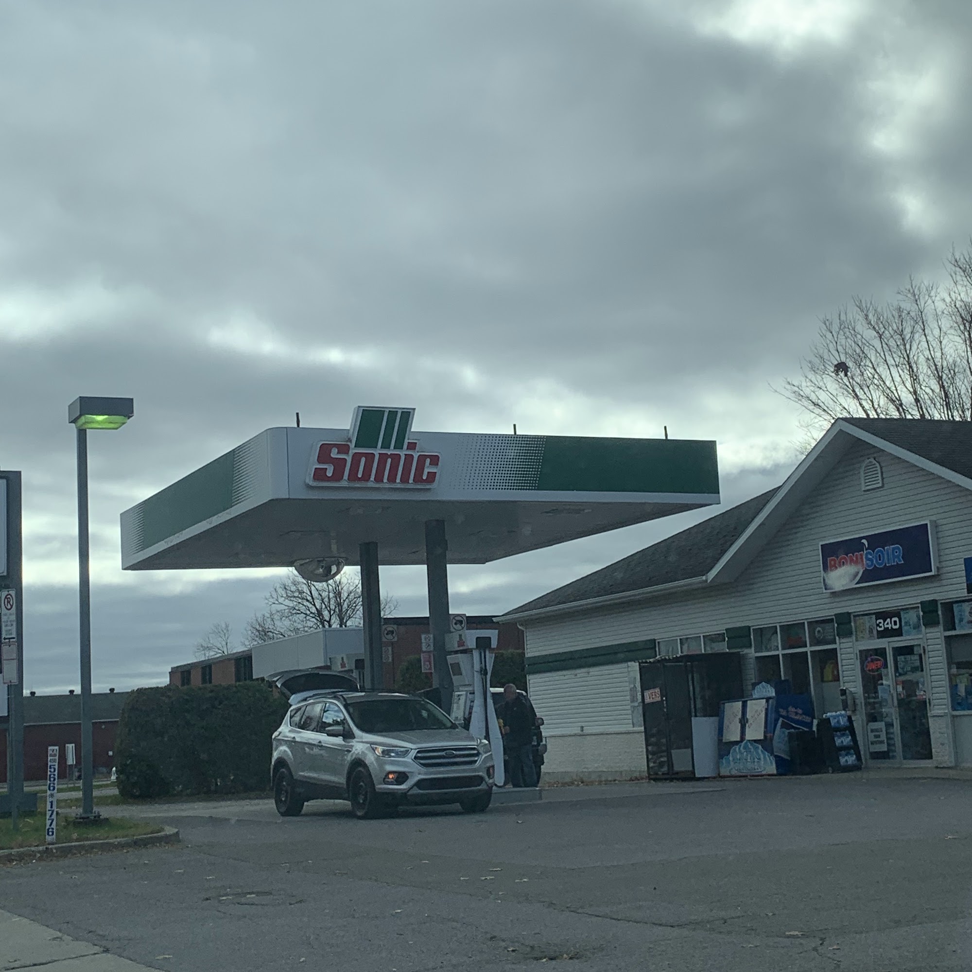 Sonic - Station-service Lachute