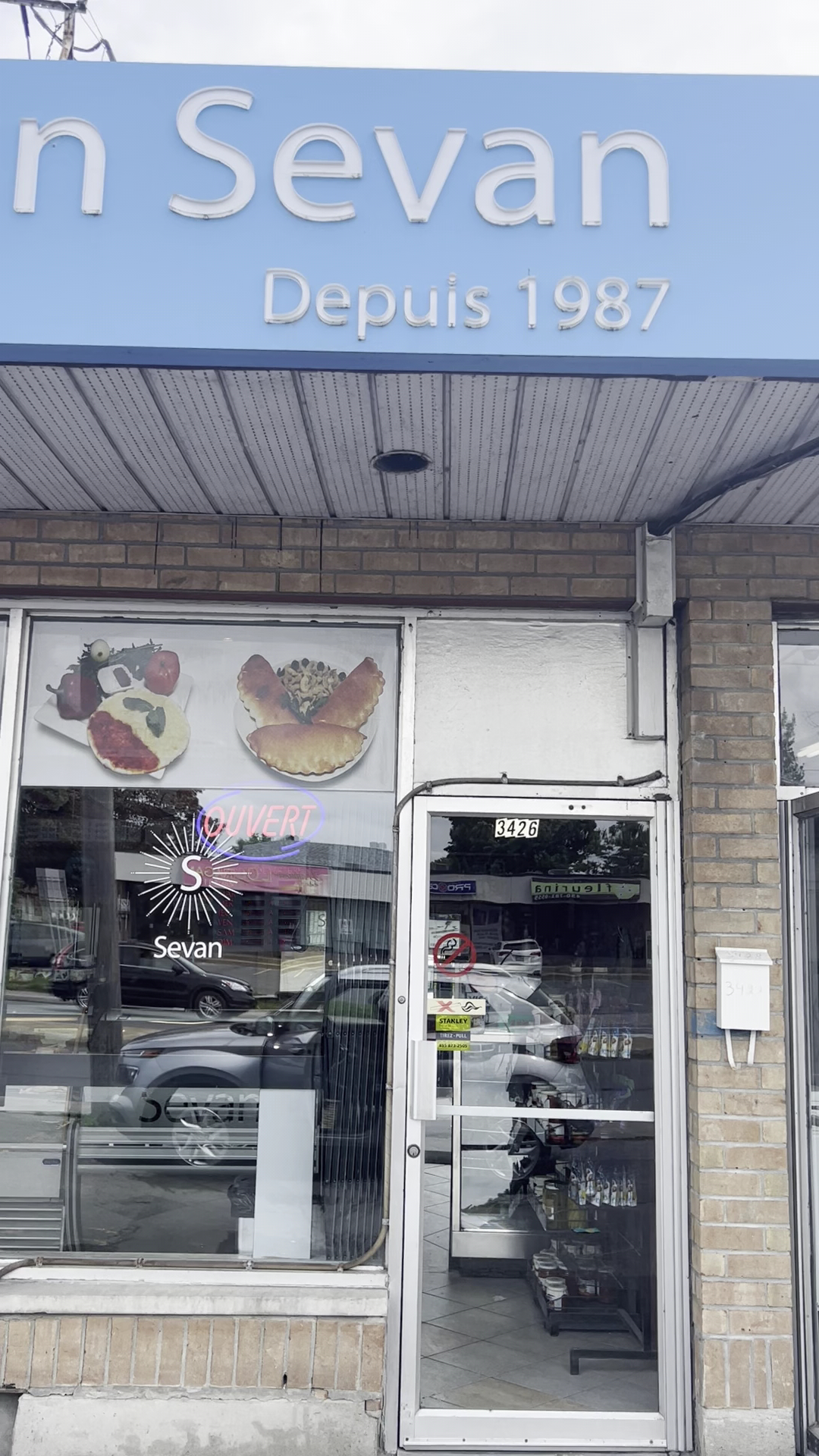 Lahmajoun Sevan Menu