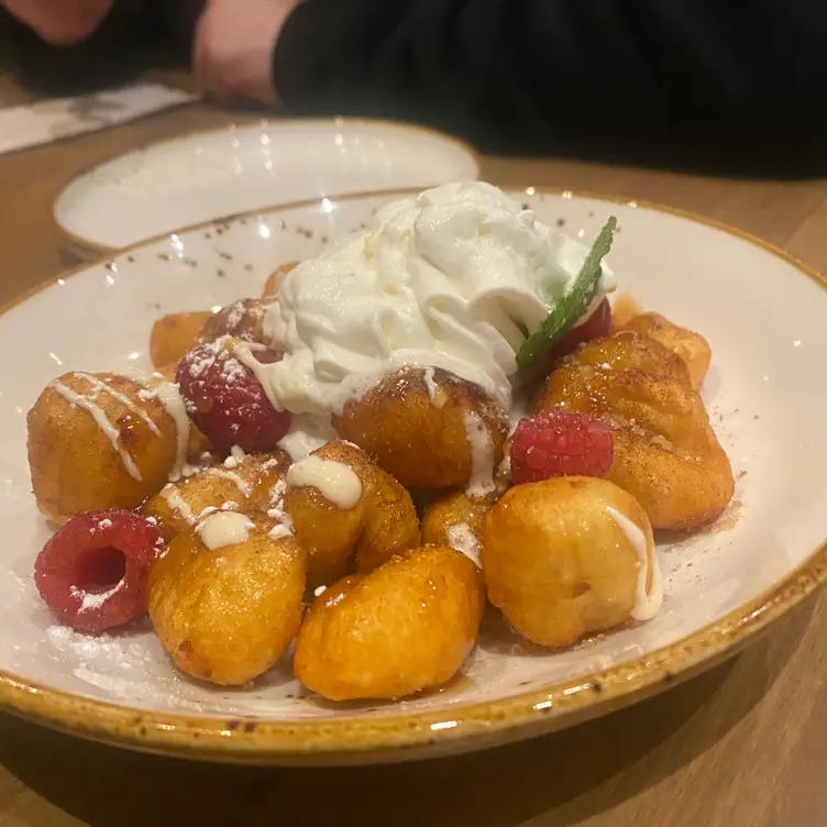 Photo credit: opentable