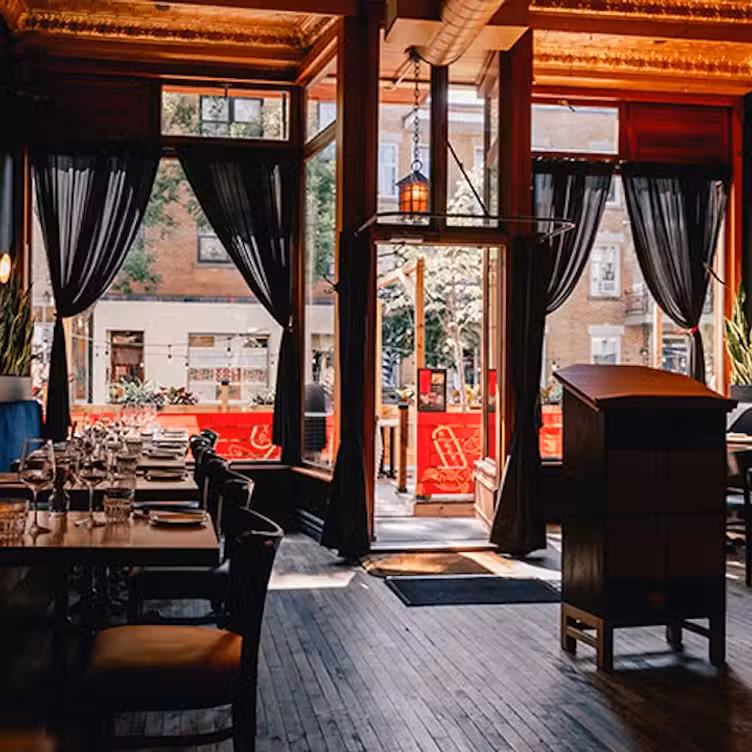 Photo credit: opentable