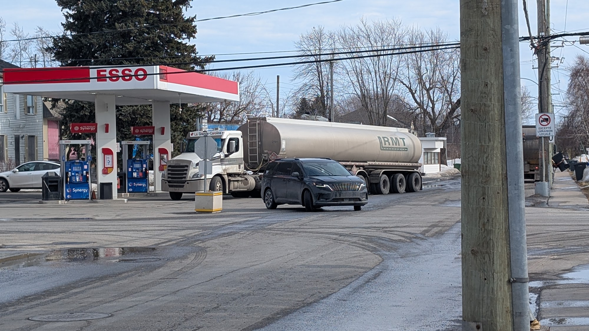 Vincor (Québec) Inc. - Atlas Marchands de Vins Rougemont