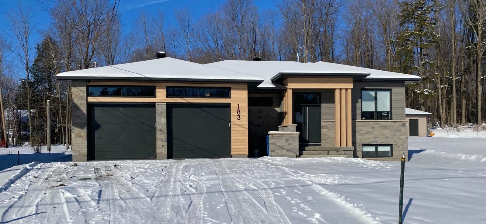 Photo credit: yellowpages.ca