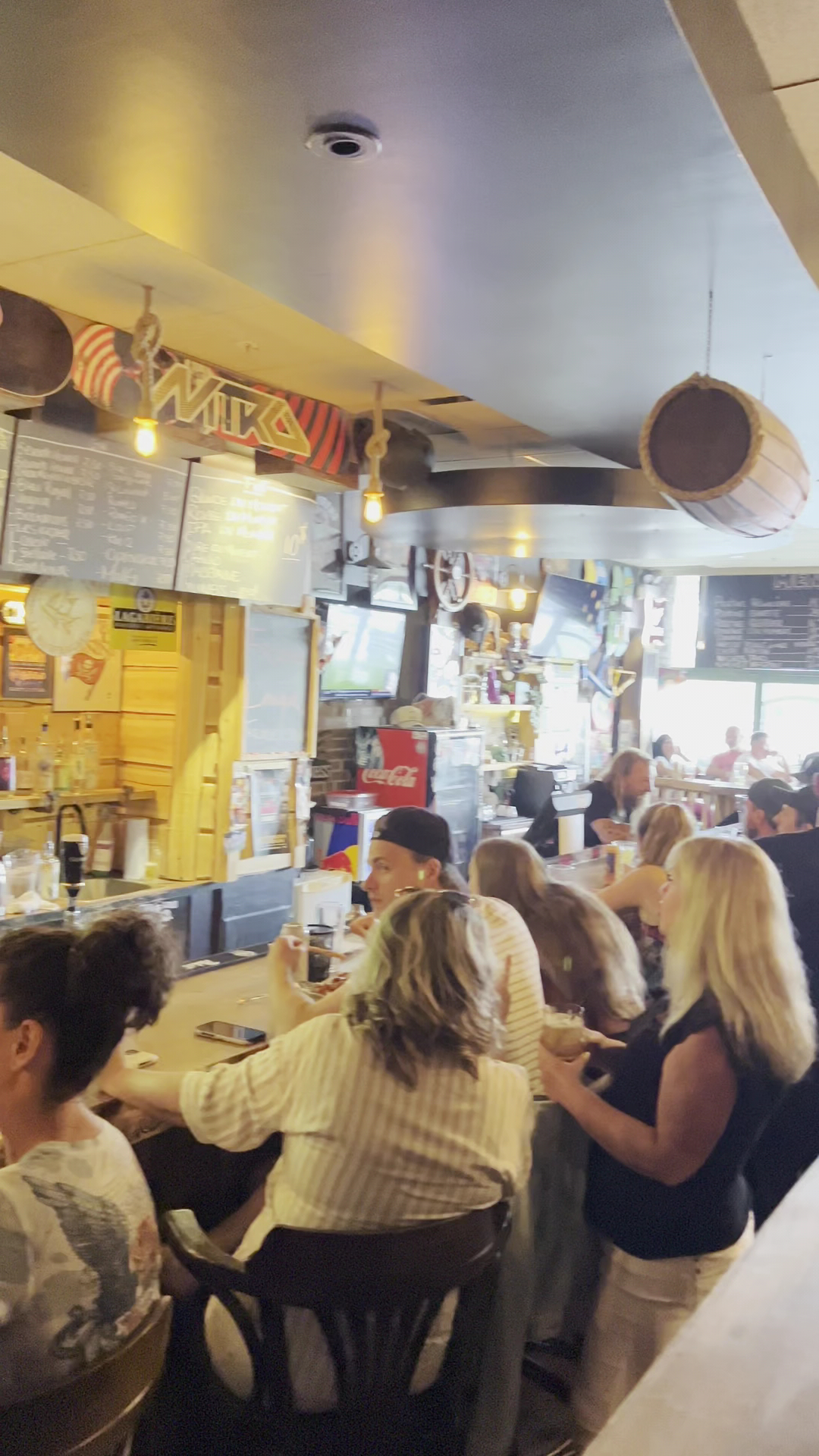 Le Gouvernail Taverne Sportive Menu