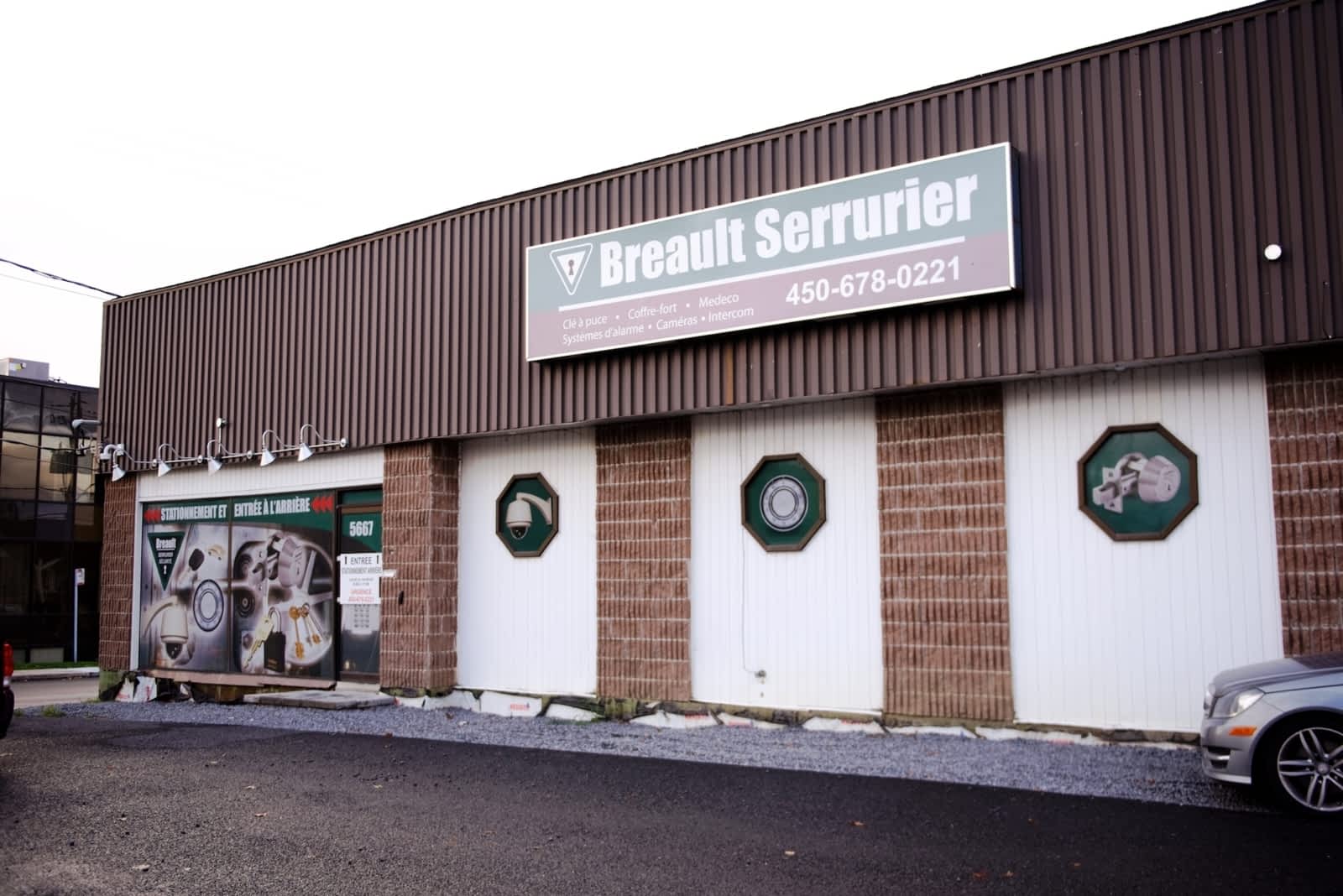 Photo credit: yellowpages.ca