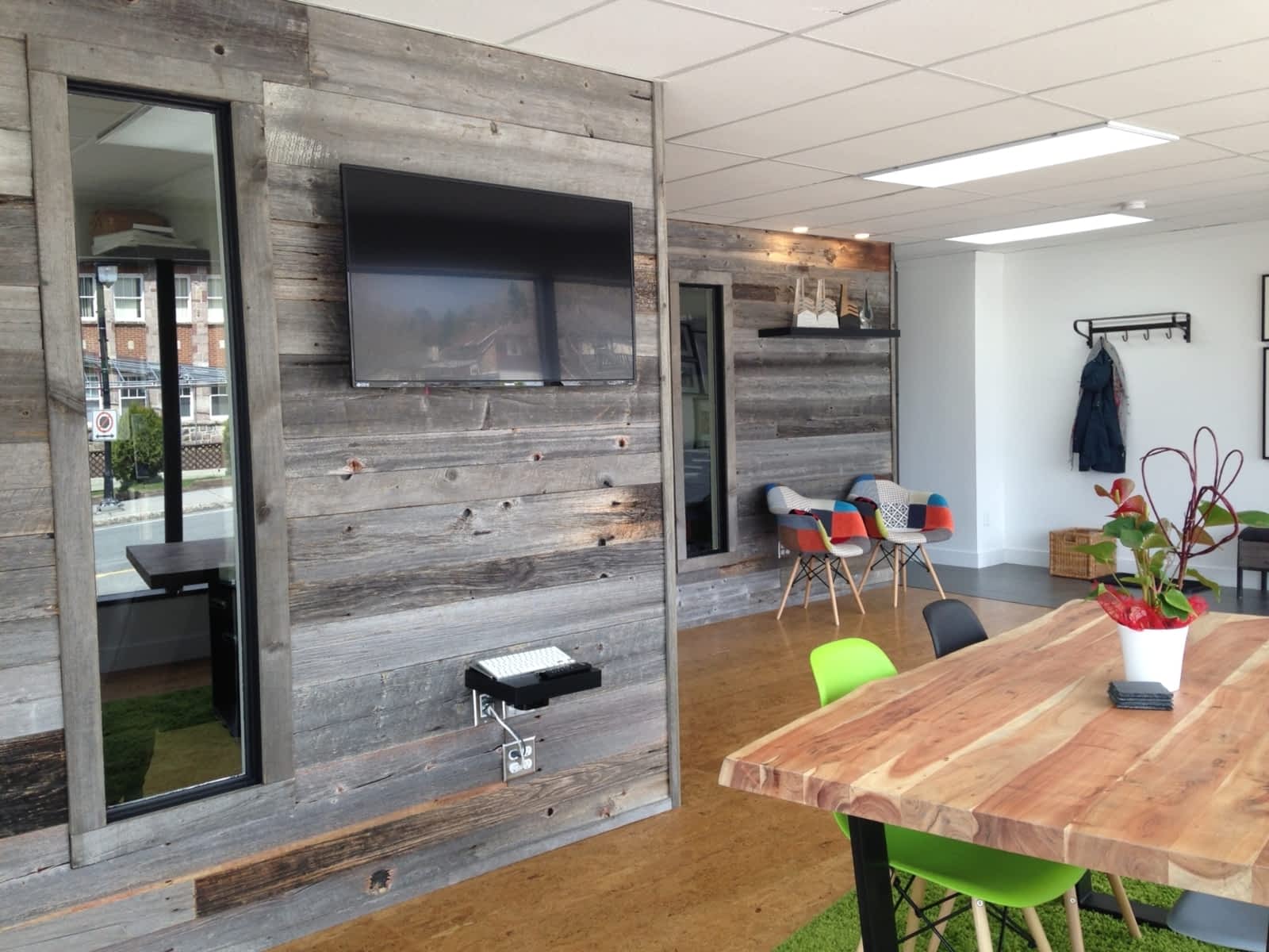 Photo credit: yellowpages.ca