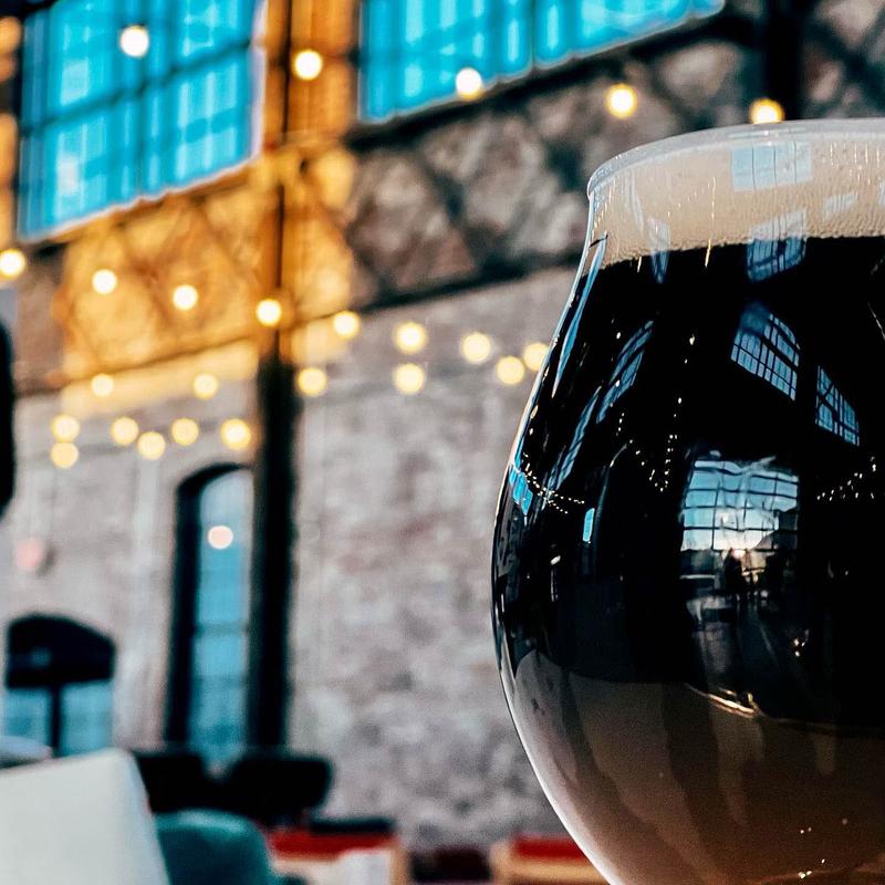 Pivotal Brewing Company Bristol Bristol