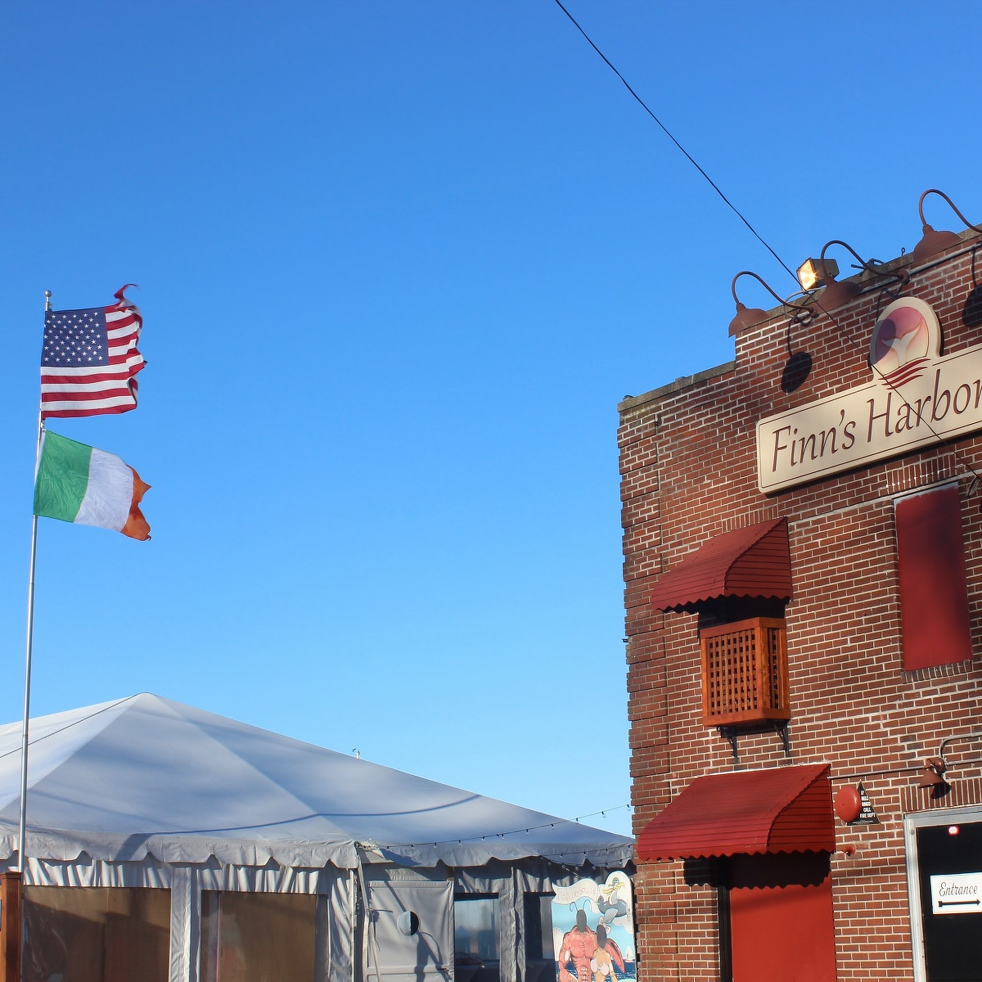 Finn's Harborside East Greenwich