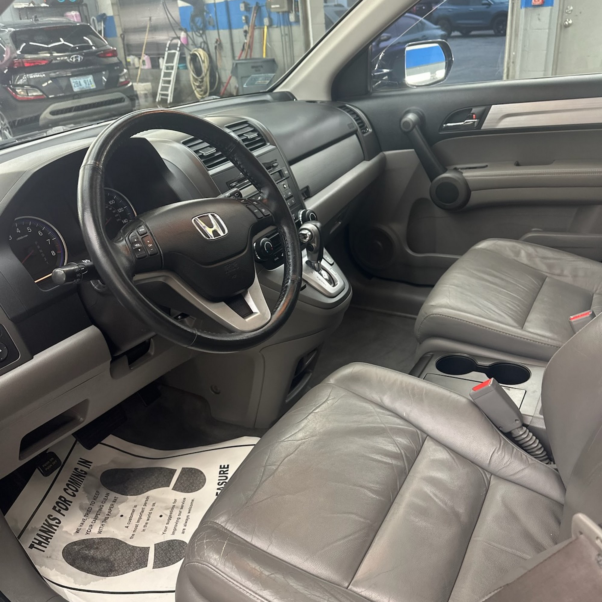 AUTO & MARINE DETAILING