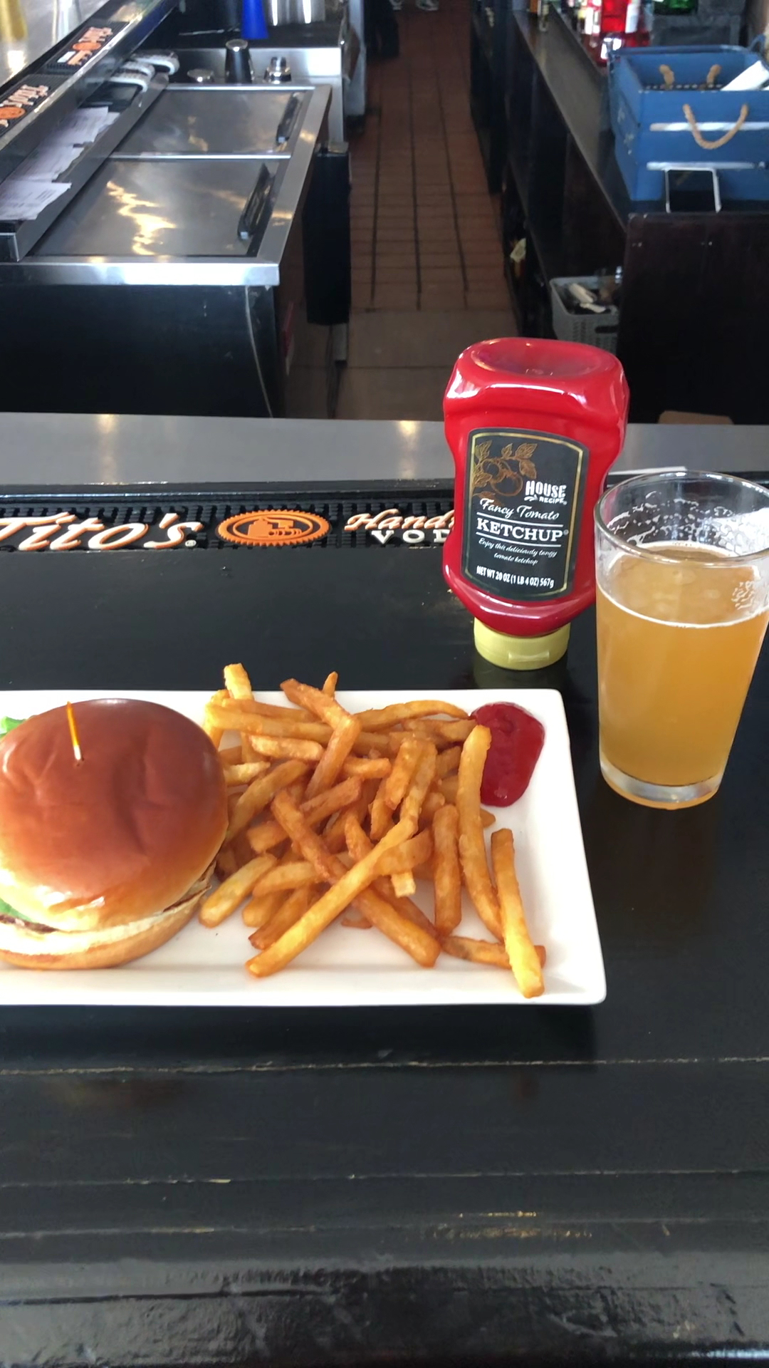 Tickets Bar & Grille Middletown