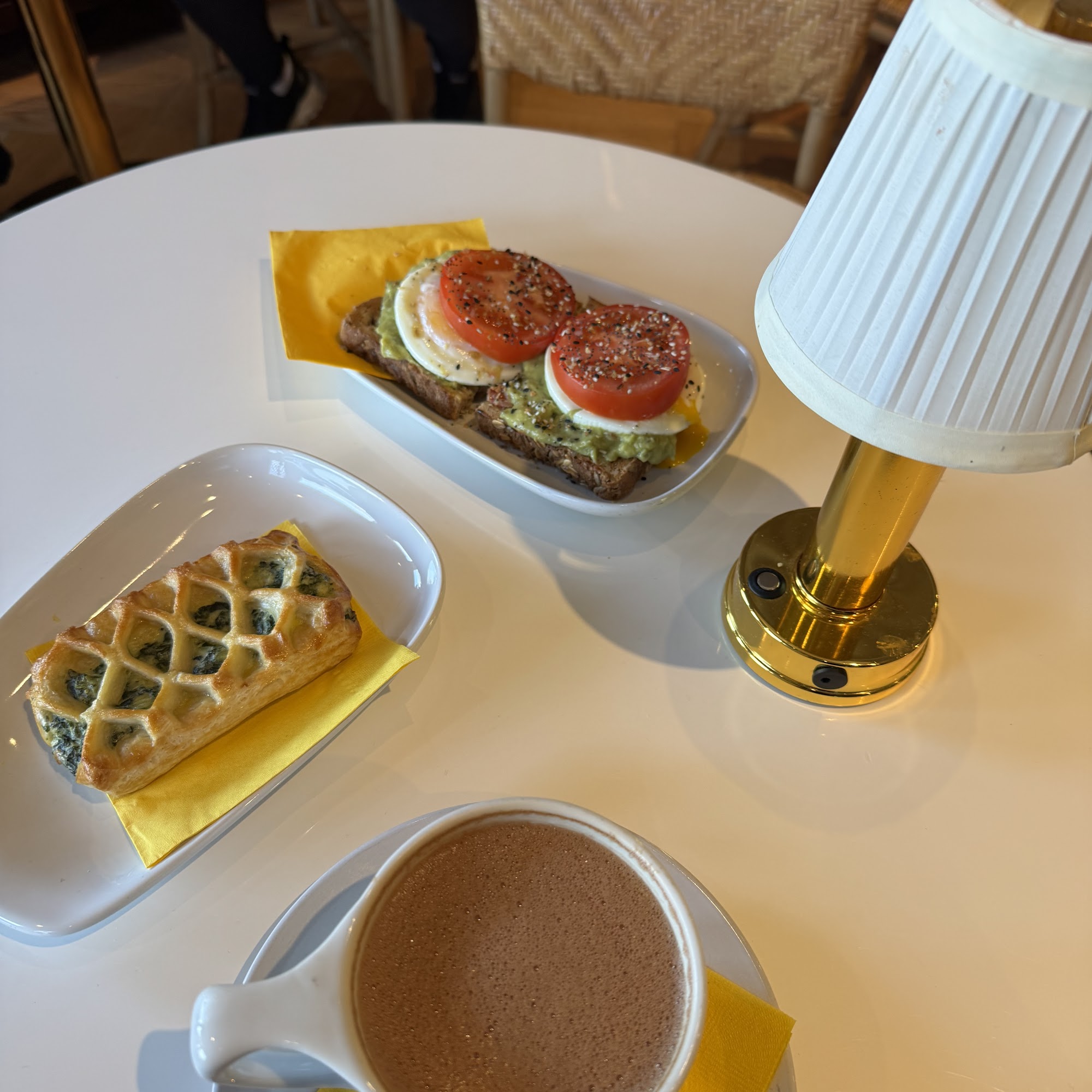 Beaucoup Café Newport