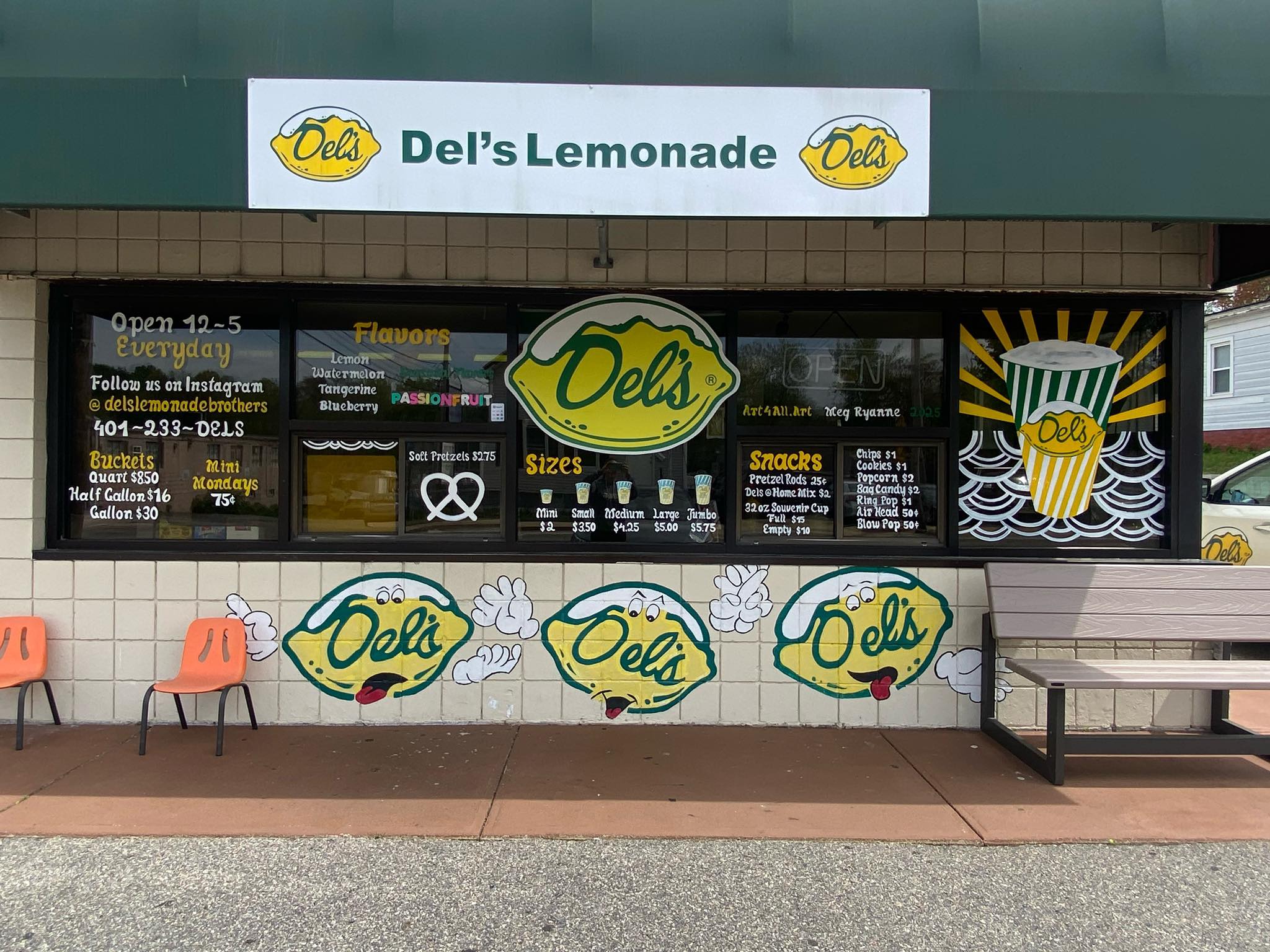 Del's Lemonade Menu