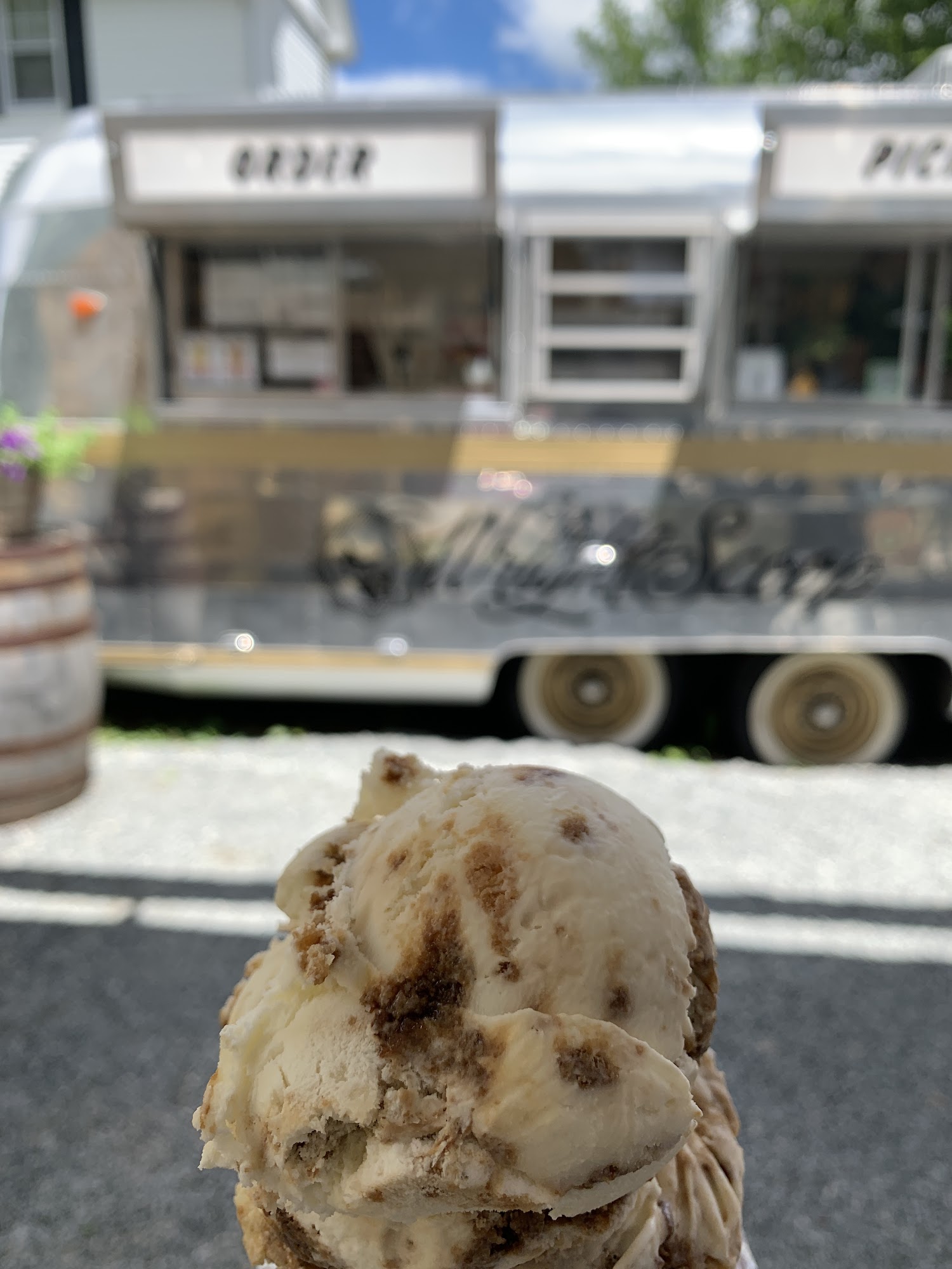 Wright's Dairy Farm and Bakery Menu