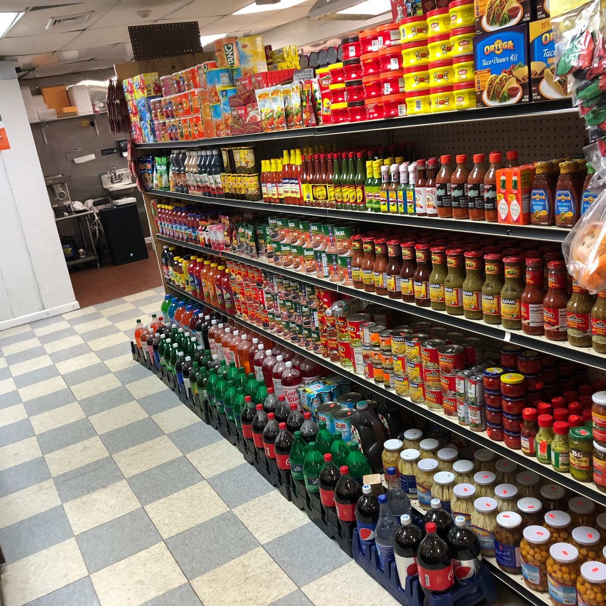 La Familia Meat Market