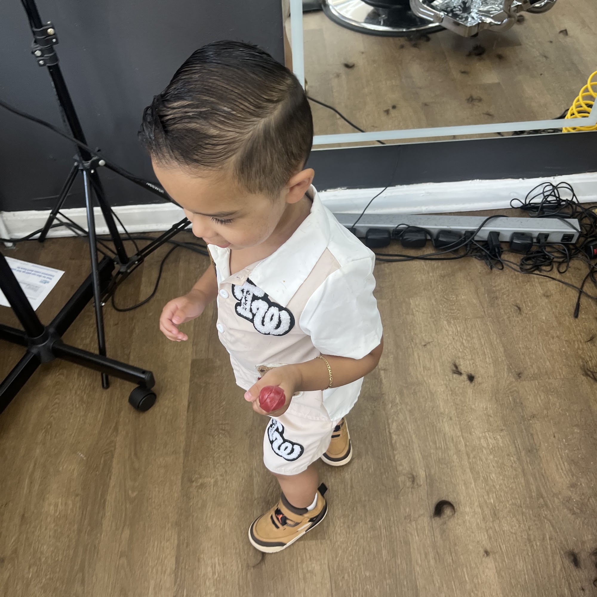 Elite cuts Barbershop 916 Chalkstone Ave, Providence Rhode Island 02908