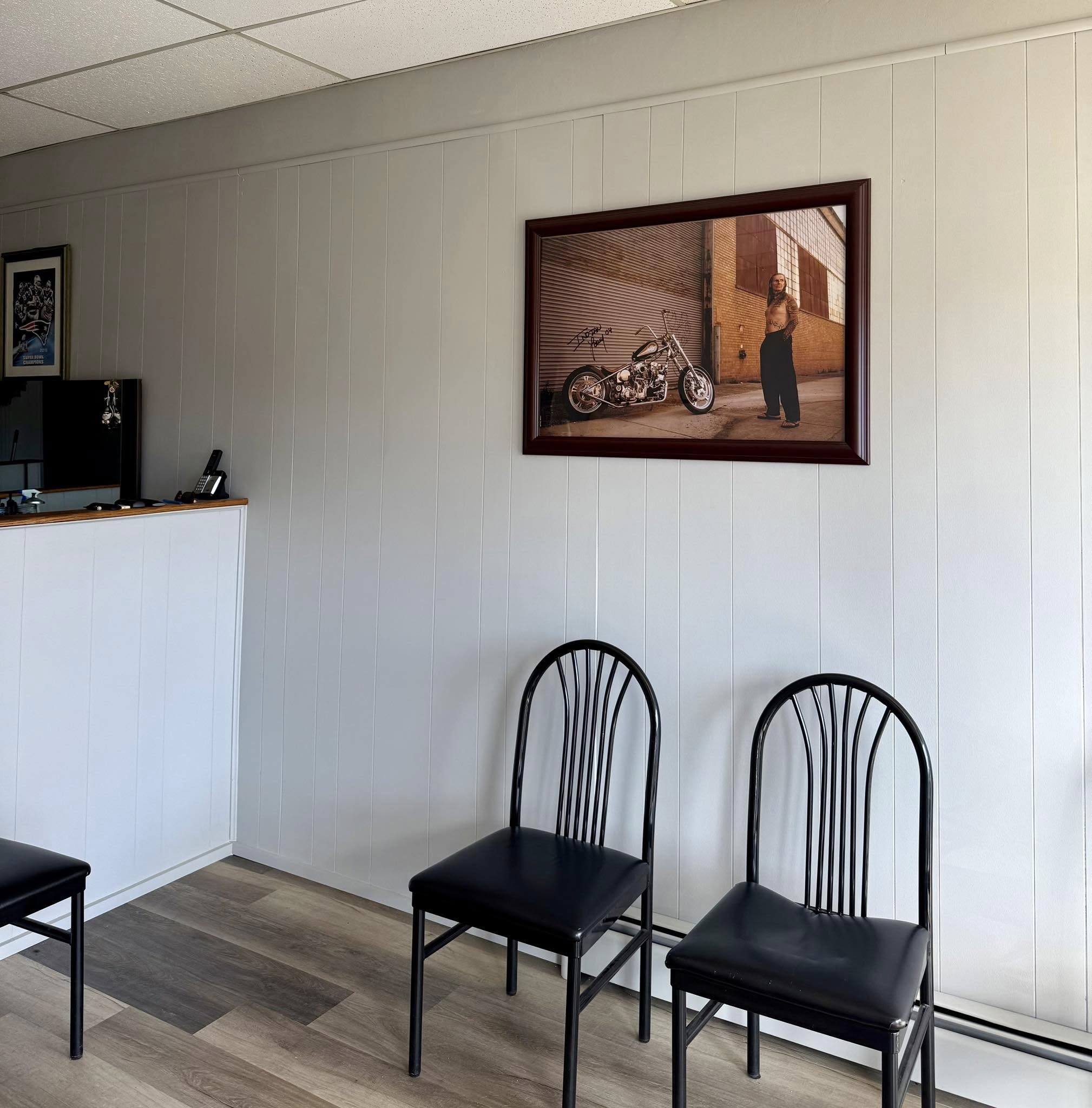 Lanni's Rumford Barber Salon